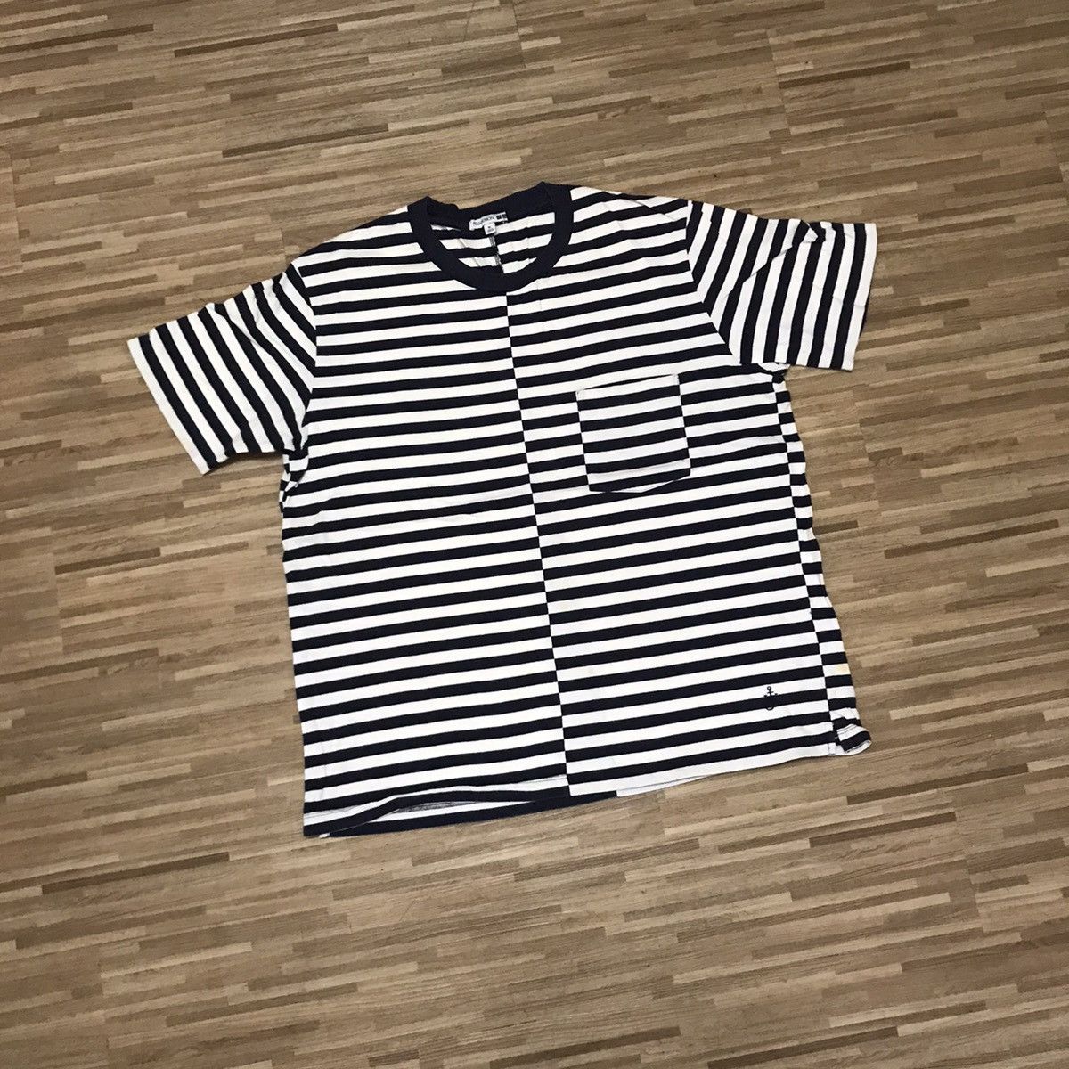 JW Anderson × Uniqlo UNIQLO X J.W.ANDERSON STRIPED FABRIC POCKET STYLE RARE TEE Size US XL / EU 56 / 4 - 1 Thumbnail