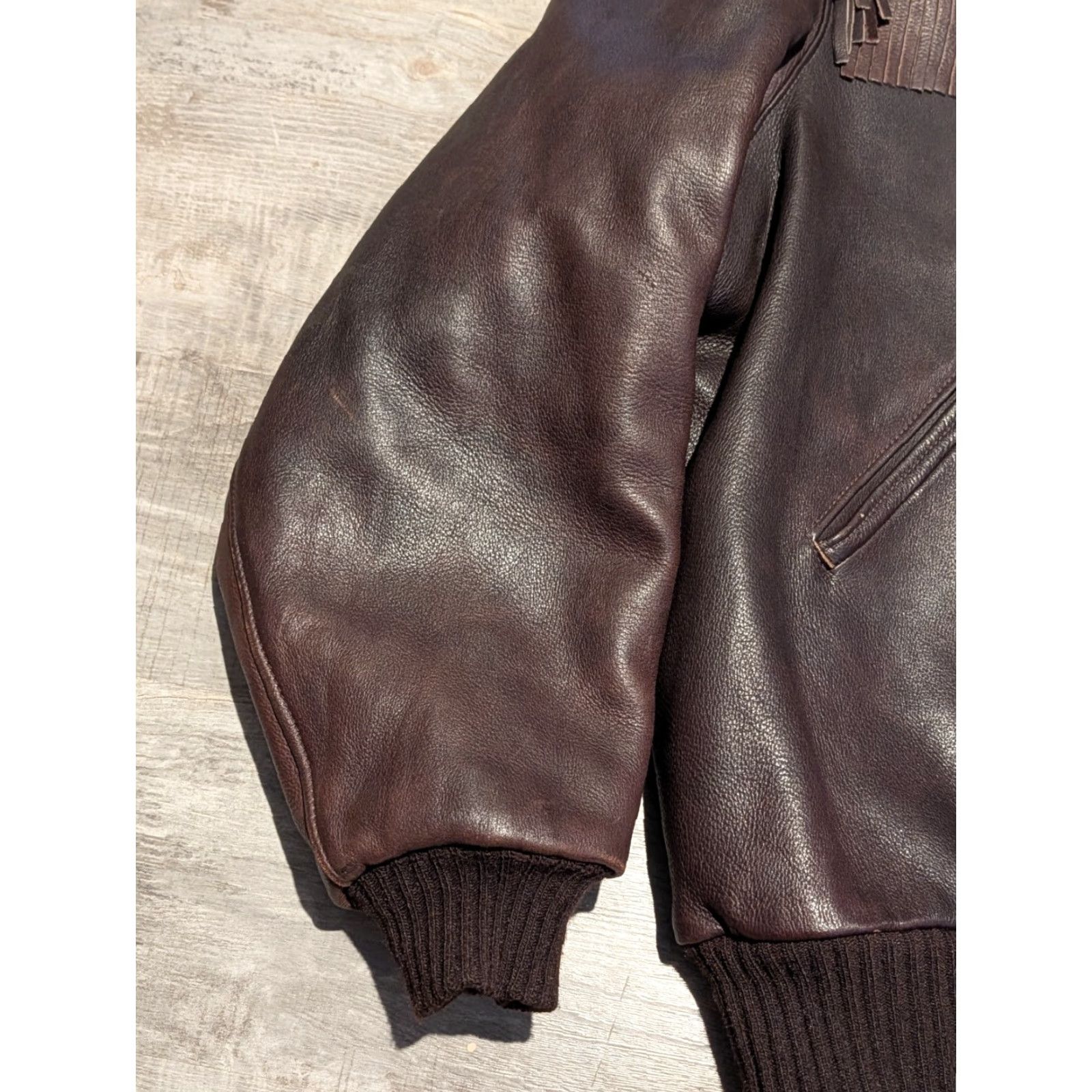 Vintage Vtg Uber Fringed Genuine Leather Bomber Jacket Minnesota USA XL 2XL Quilted Lined Brown 1970s Jacket Mens/Unisex Size XL / US 12-14 / IT 48-50 - 5 Thumbnail