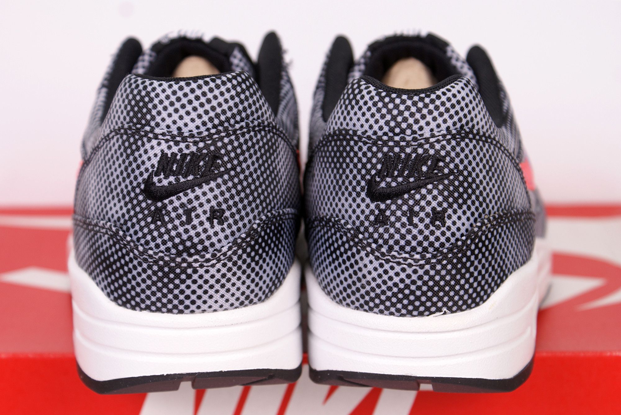 Nike 2014 Nike Air Max 1 FB QS HYPERVENOM Black Bright Crimson Size US 10.5 / EU 43-44 - 6 Thumbnail