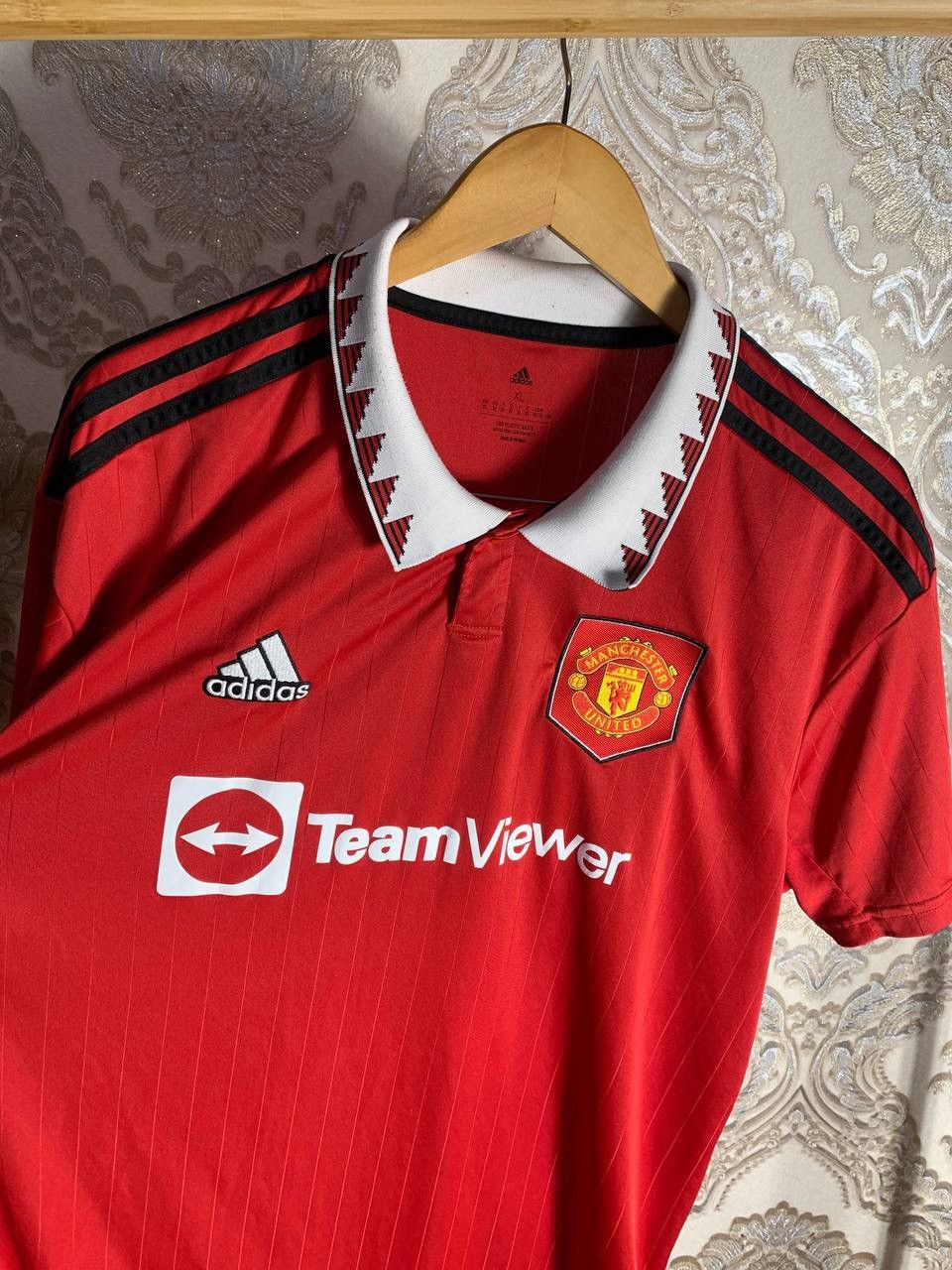 Adidas VINTAGE ADIDAS FC MANCHESTER UNITED ENGLAND SOCCER JERSEY Size US XL / EU 56 / 4 - 3 Thumbnail