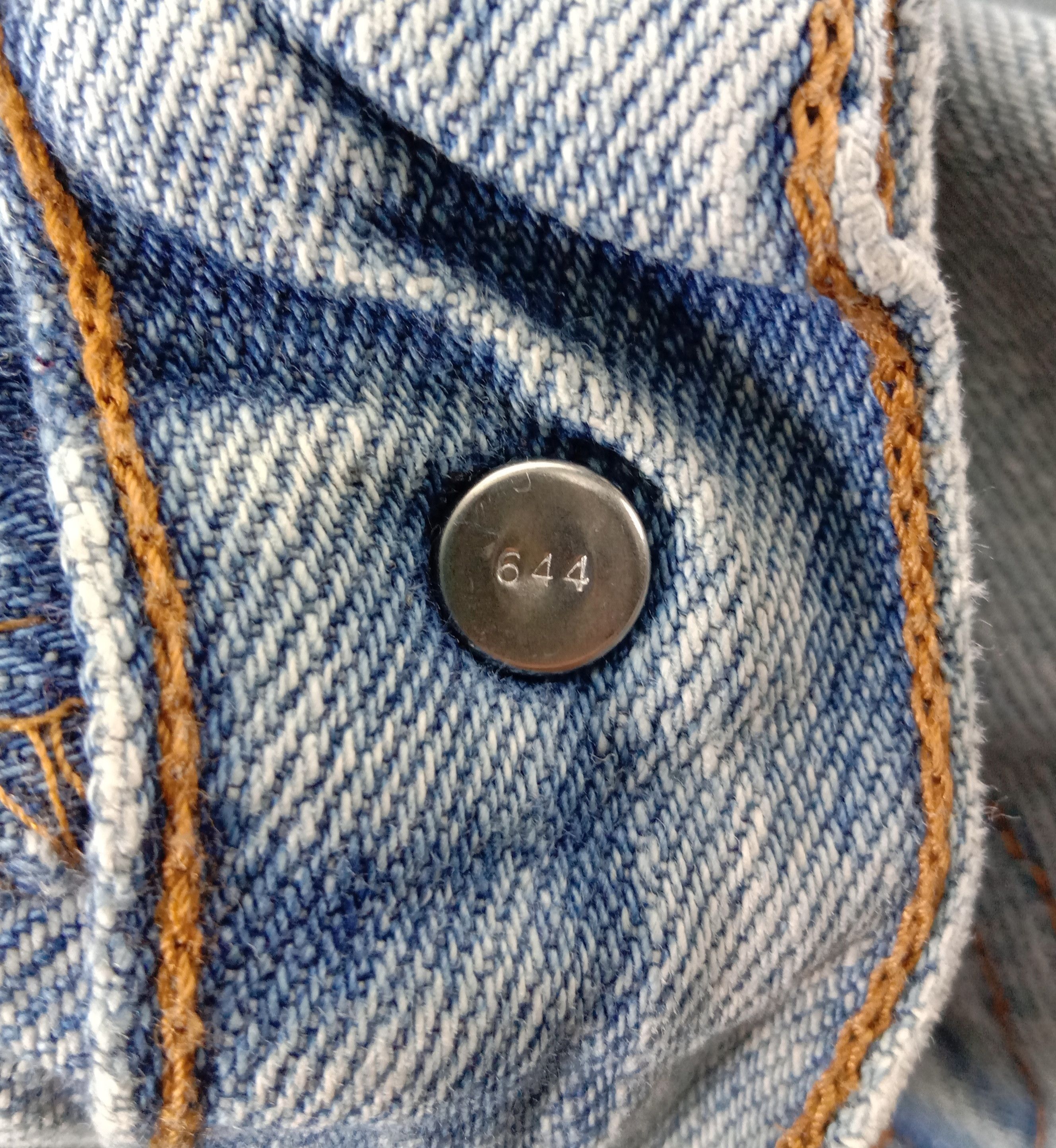Levi's Vintage Levi's 505 Light Wash Jeans Regular Fit Denim Size US 33 - 10 Thumbnail