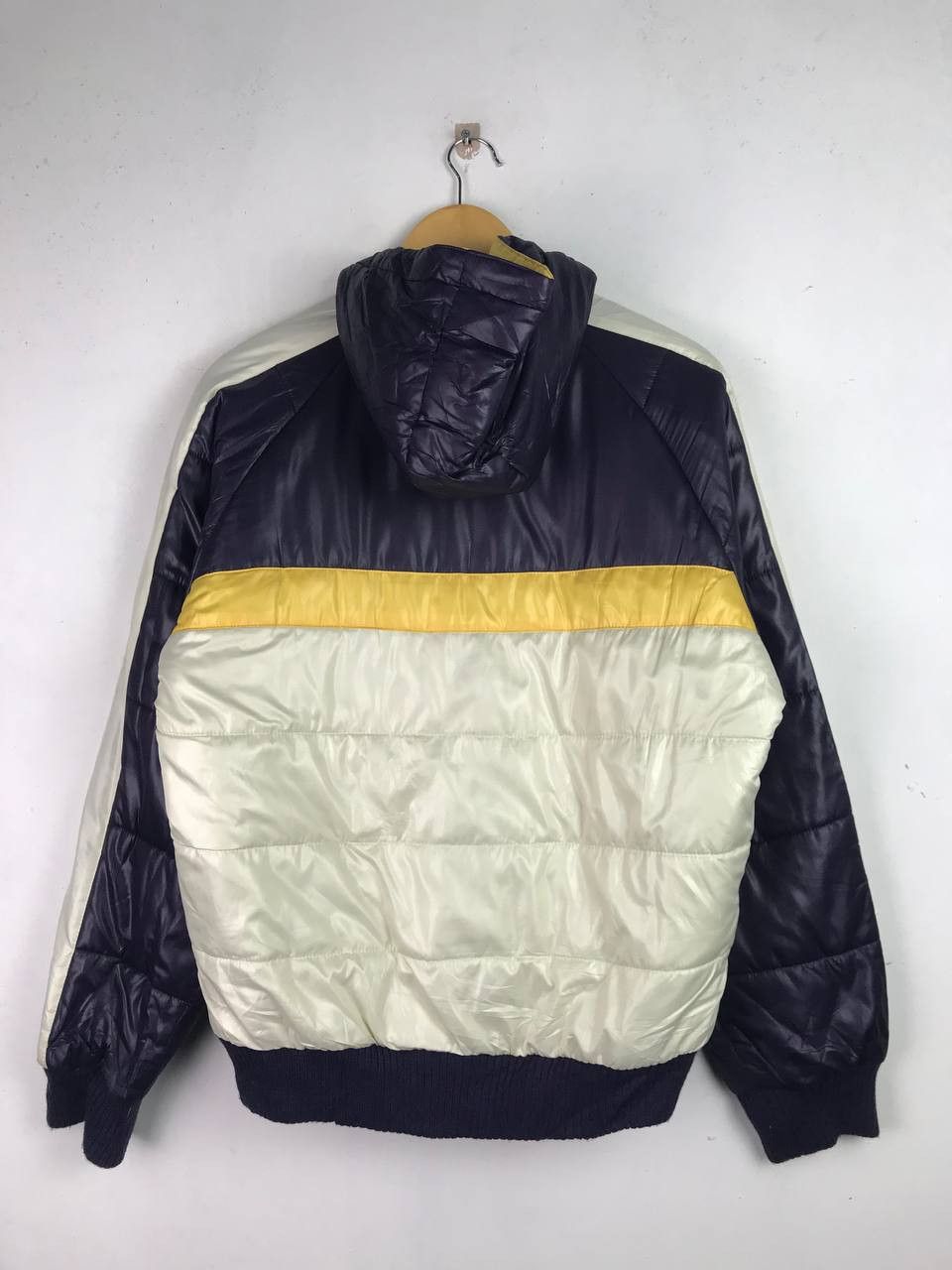 Fila × Japanese Brand × Vintage Vintage Colourful Fila Puffer Full Zipper jacket Size US M / EU 48-50 / 2 - 2 Thumbnail