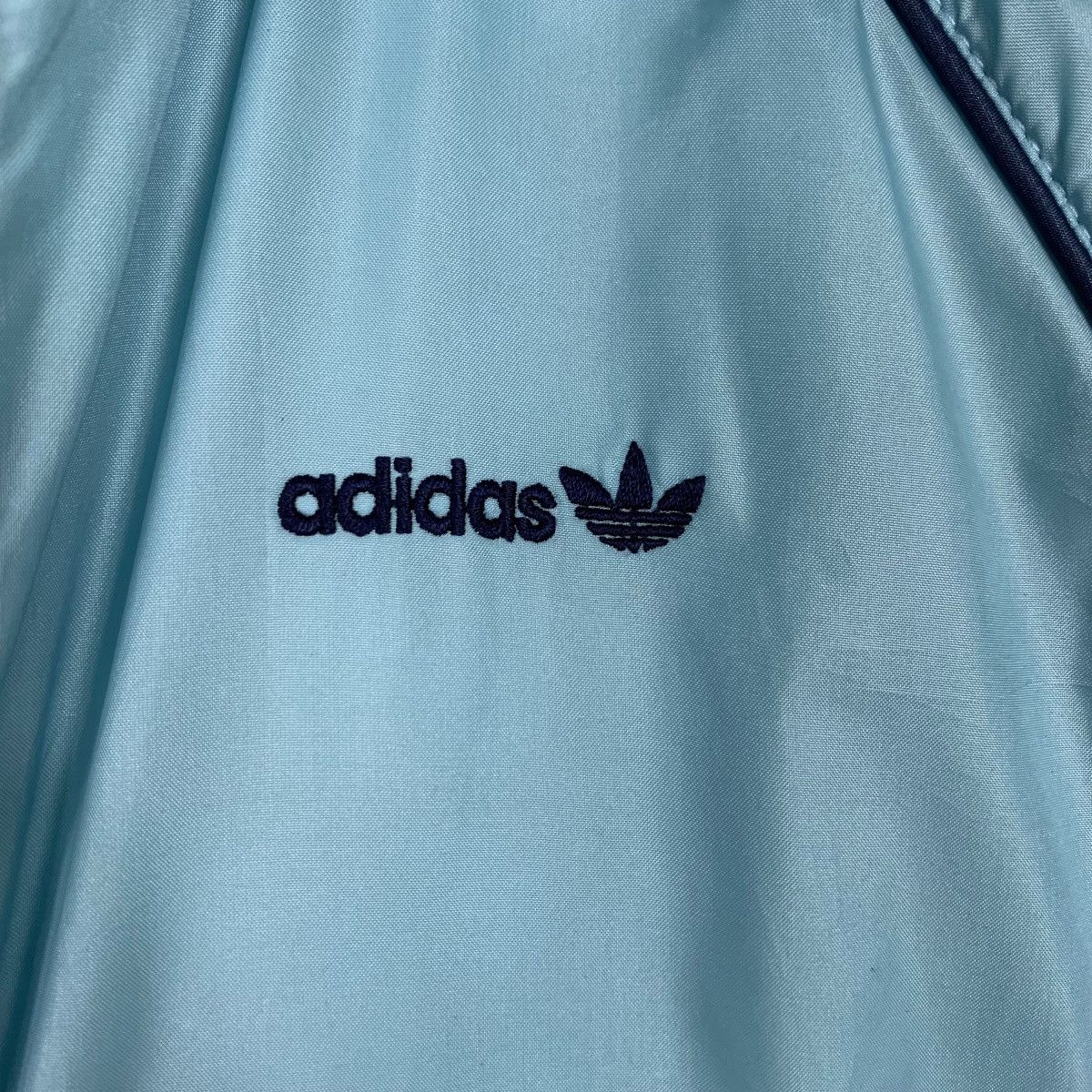 Adidas 90's ADIDAS Trefoil Embroidery Small Logo Jacket #0050-C3 Size US S / EU 44-46 / 1 - 17 Thumbnail