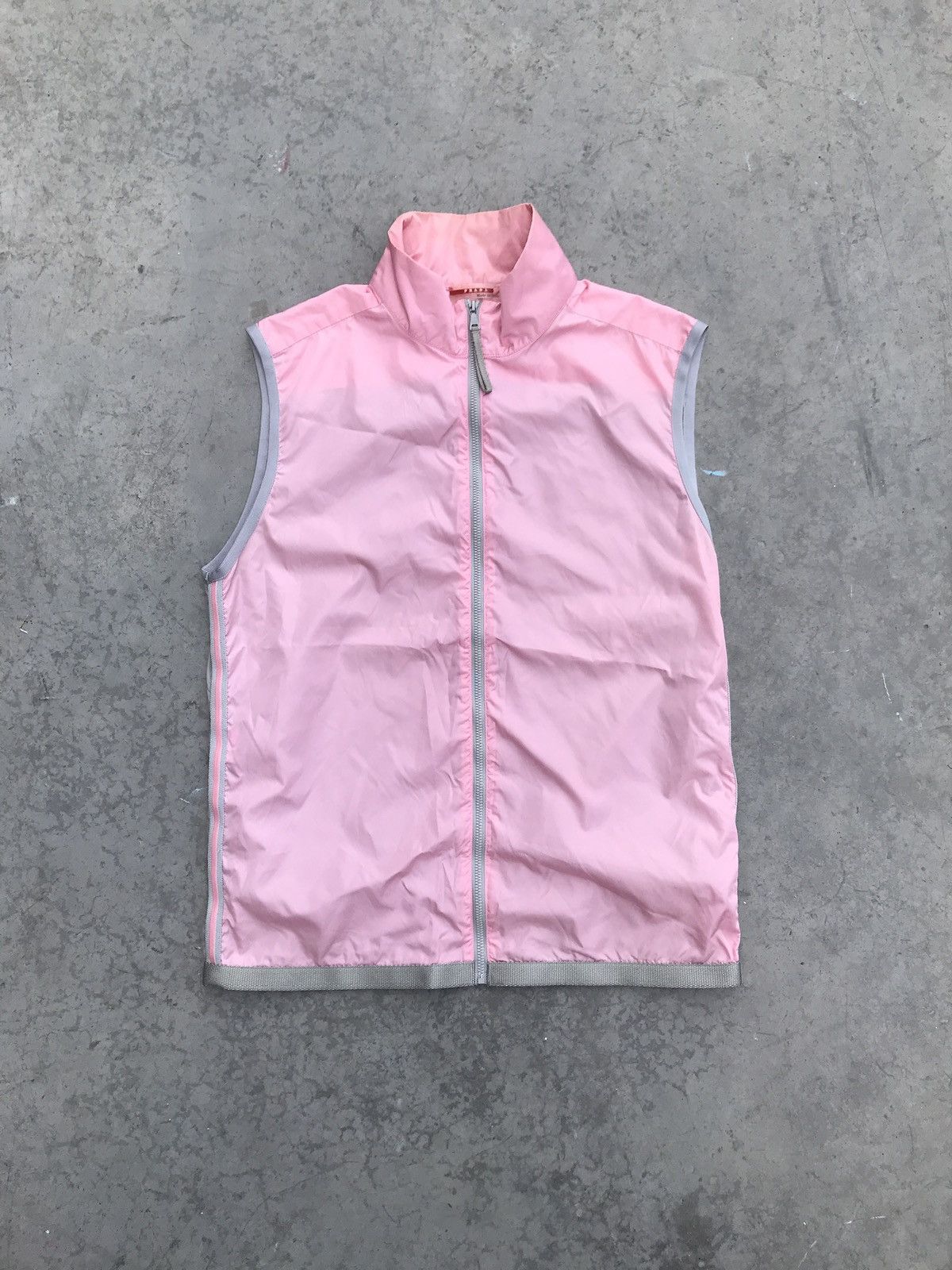 Prada Prada pink nylon vest Size US S / EU 44-46 / 1 - 1 Thumbnail