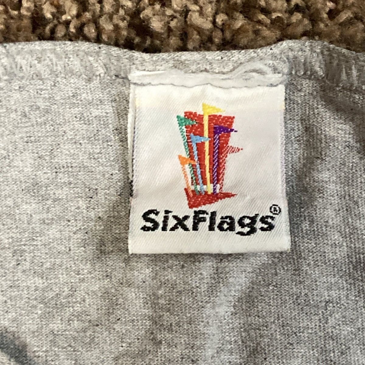 Vintage Vintage Six Flags USA Size L Tank Tan Shirt Roller Coaster Size US L / EU 52-54 / 3 - 4 Thumbnail