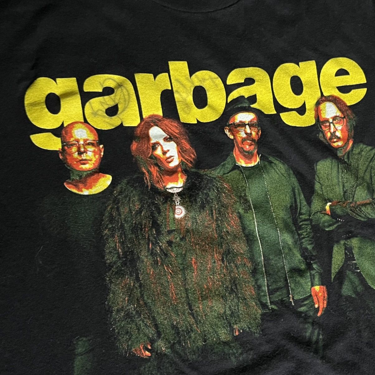 Band Tees Garbage Band Members Graphic Logo T Shirt Signed Autographed Size US M / EU 48-50 / 2 - 4 Thumbnail