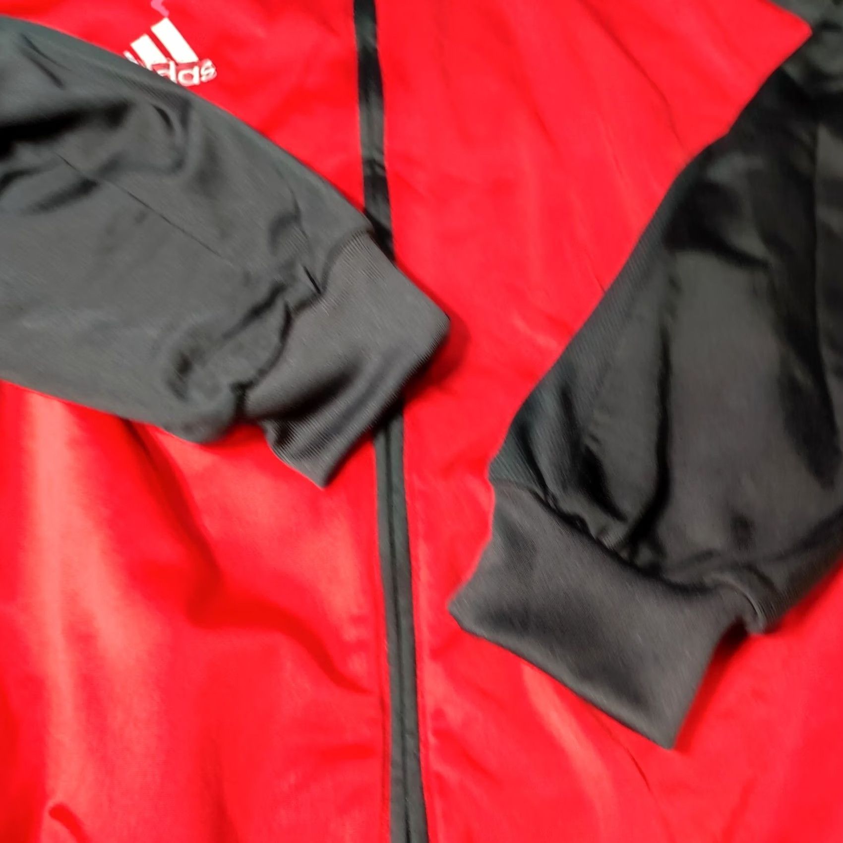 Adidas Adidas Track Jacket Red Vintage Sportwear Unisex Adults 40 Regular Size Full Zip Jacket Utility Sports Theme Mens Womens Boys Girls Size S / US 4 / IT 40 - 3 Thumbnail
