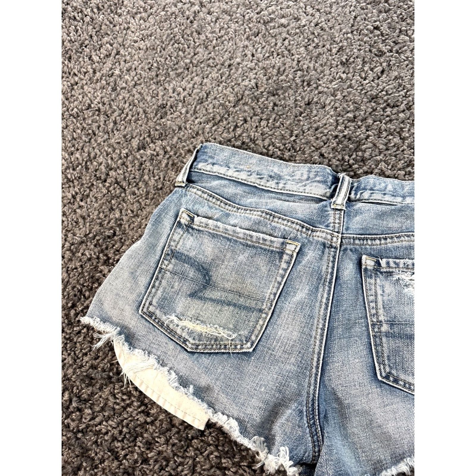 American Eagle Outfitters American Eagle Outfitters Shorts Women's Size 28 Blue Denim Mid Rise Frayed Button Fly Cut-Off Festival 28W Womens Size 28" / US 6 / IT 42 - 7 Thumbnail