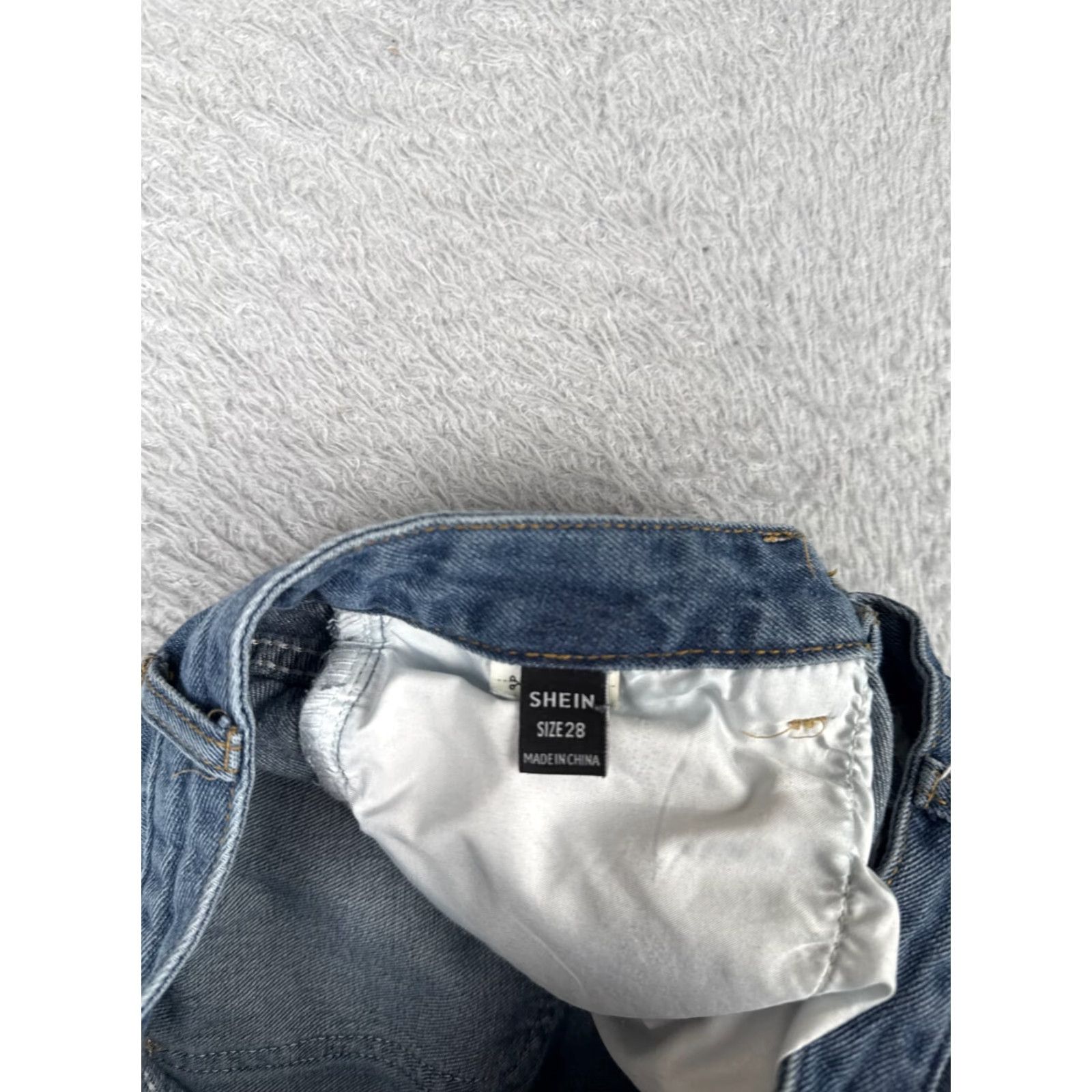 Shein SheIn Jeans Women 28 Blue Denim Wide-Leg Mid Rise Distressed 30x30 Vintage: No Womens Jeans Regular Size 28 Blue Distressed Wide-Leg 30in Inseam Size 28" / US 6 / IT 42 - 6 Thumbnail