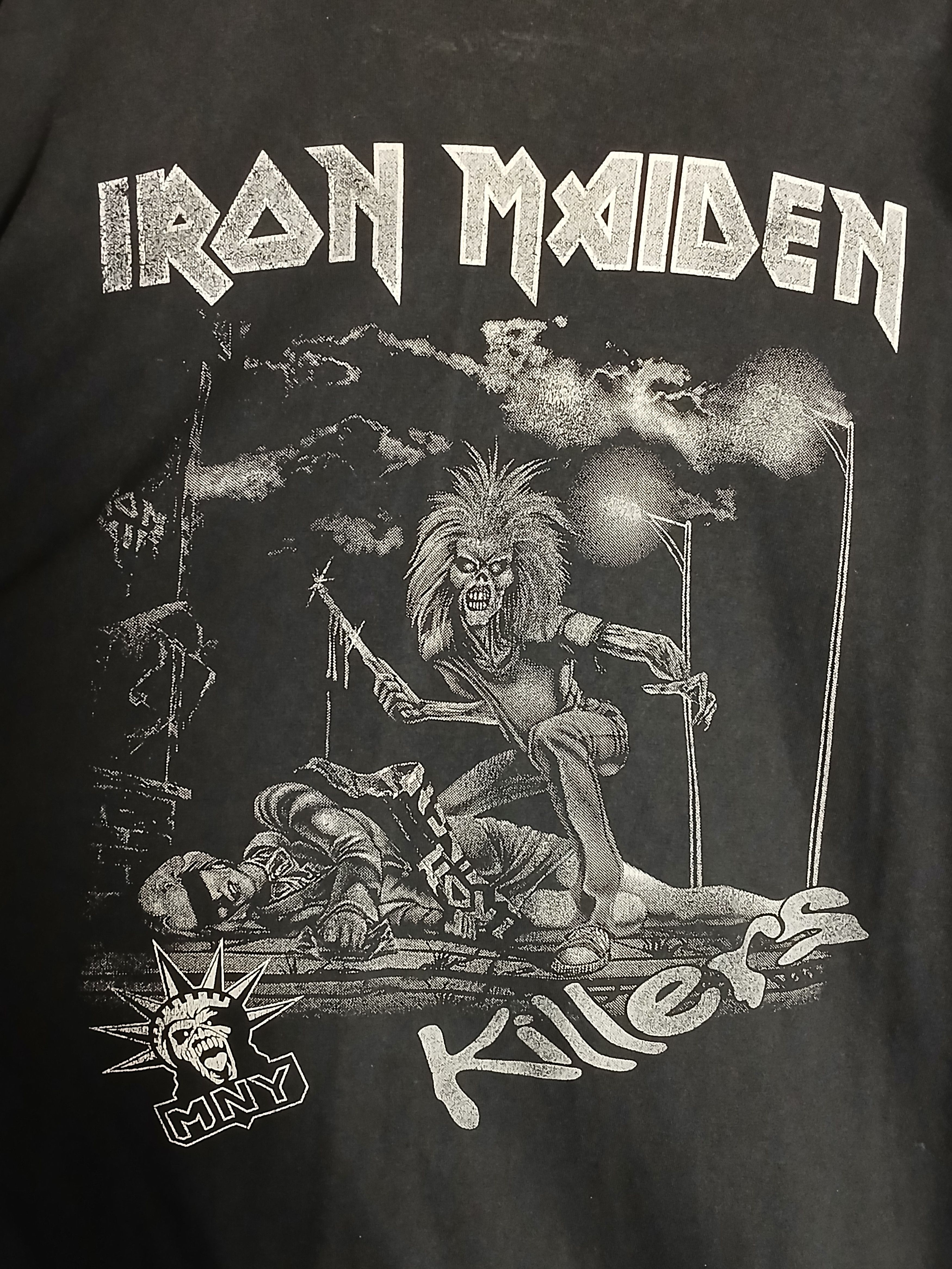 Band Tees Iron Maiden Long Sleeve T-Shirt Size US XL / EU 56 / 4 - 4 Thumbnail