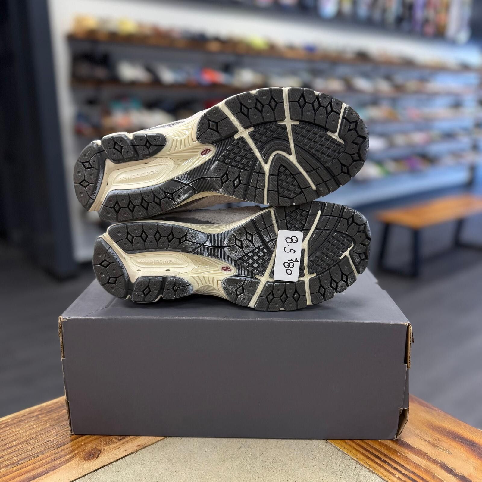 New Balance New Balance 2002R Protection Pack Rain Cloud - Preowned Size US 8.5 / IT 38.5 - 5 Thumbnail