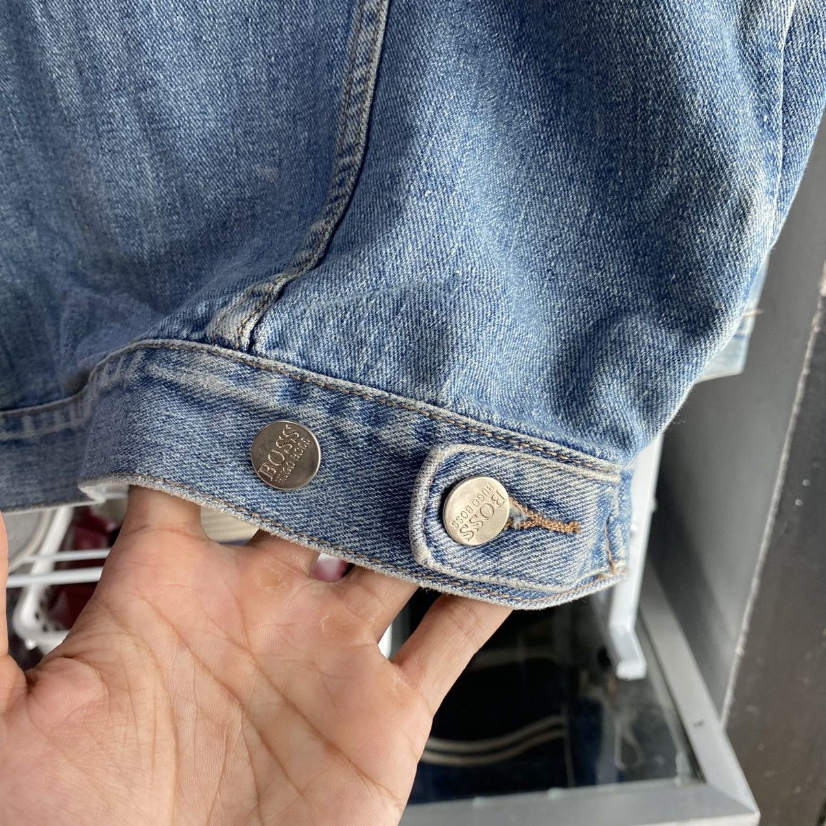 Hugo Boss Hugo Boss Faded Blue Denim Jacket Size US M / EU 48-50 / 2 - 11 Thumbnail