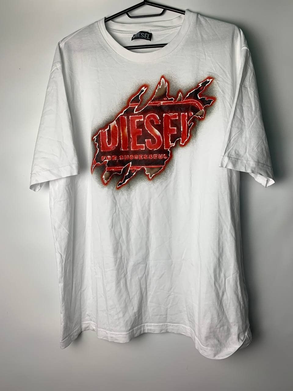 Designer × Diesel Diesel T-just White T-shirt With Peel Off Graphic Logo Size US XXL / EU 58 / 5 - 1 Thumbnail