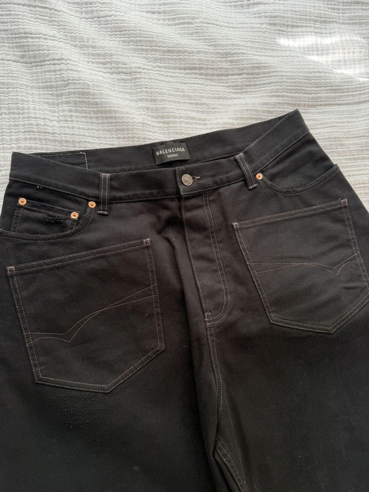 Balenciaga Balenciaga Back Pocket Baggy Jeans Size US 34 / EU 50 - 1 Thumbnail
