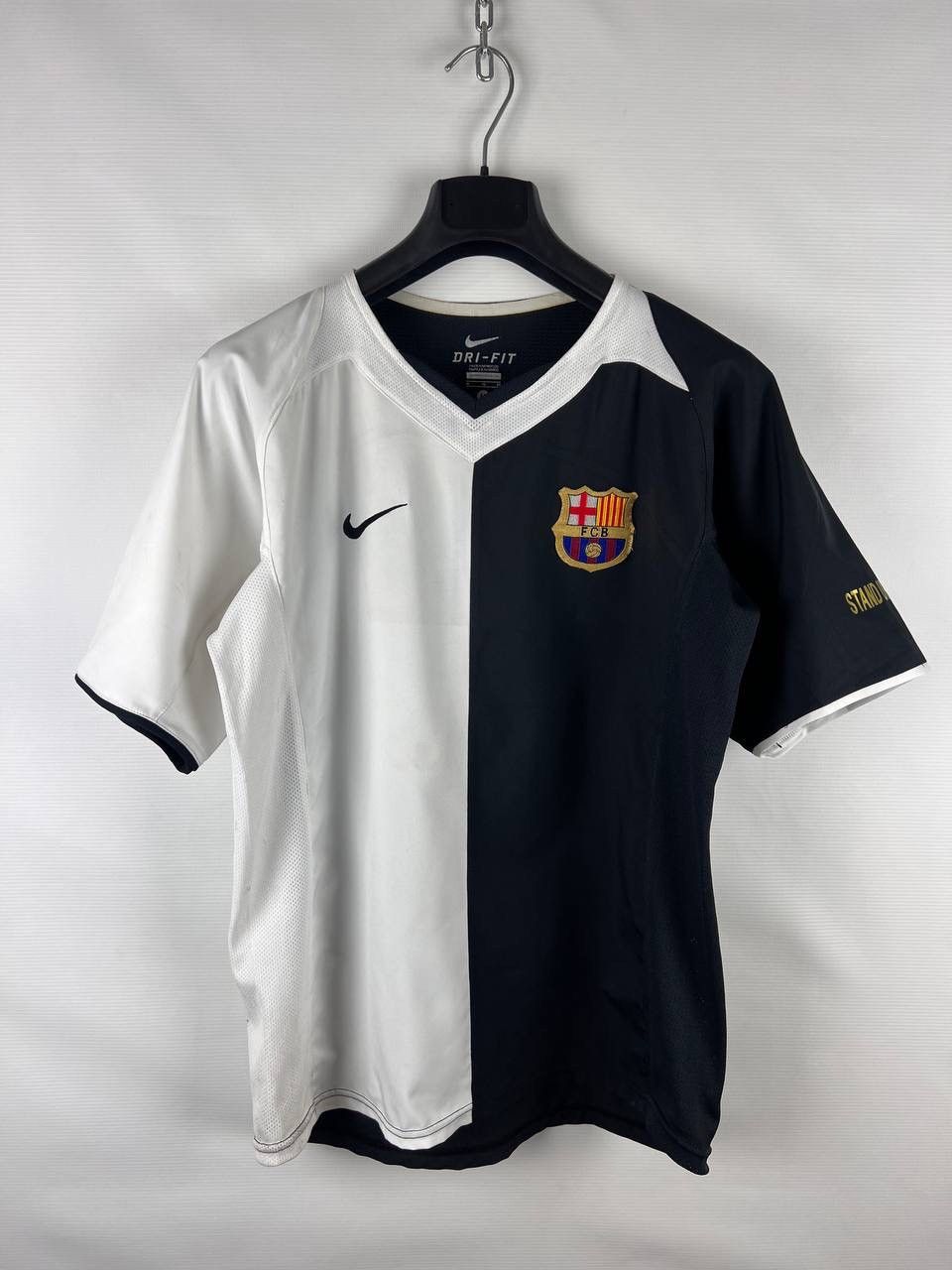 Nike 2009-10 FC BARCELONA SHIRT M 343813 496 | Grailed