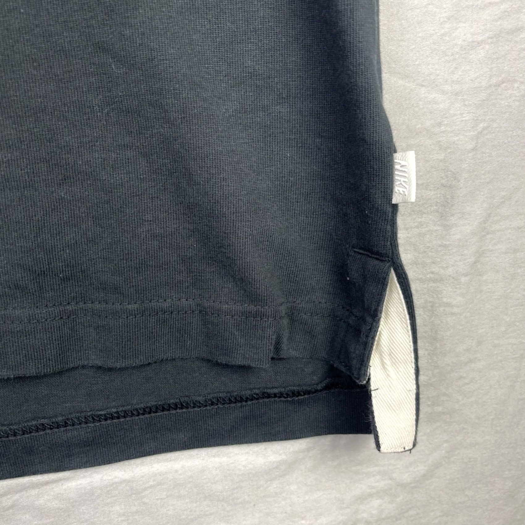 Nike Nike Shirt Mens Medium Black Sportswear Essentials Heavyweight DR8898-010 Tee Size US M / EU 48-50 / 2 - 5 Thumbnail