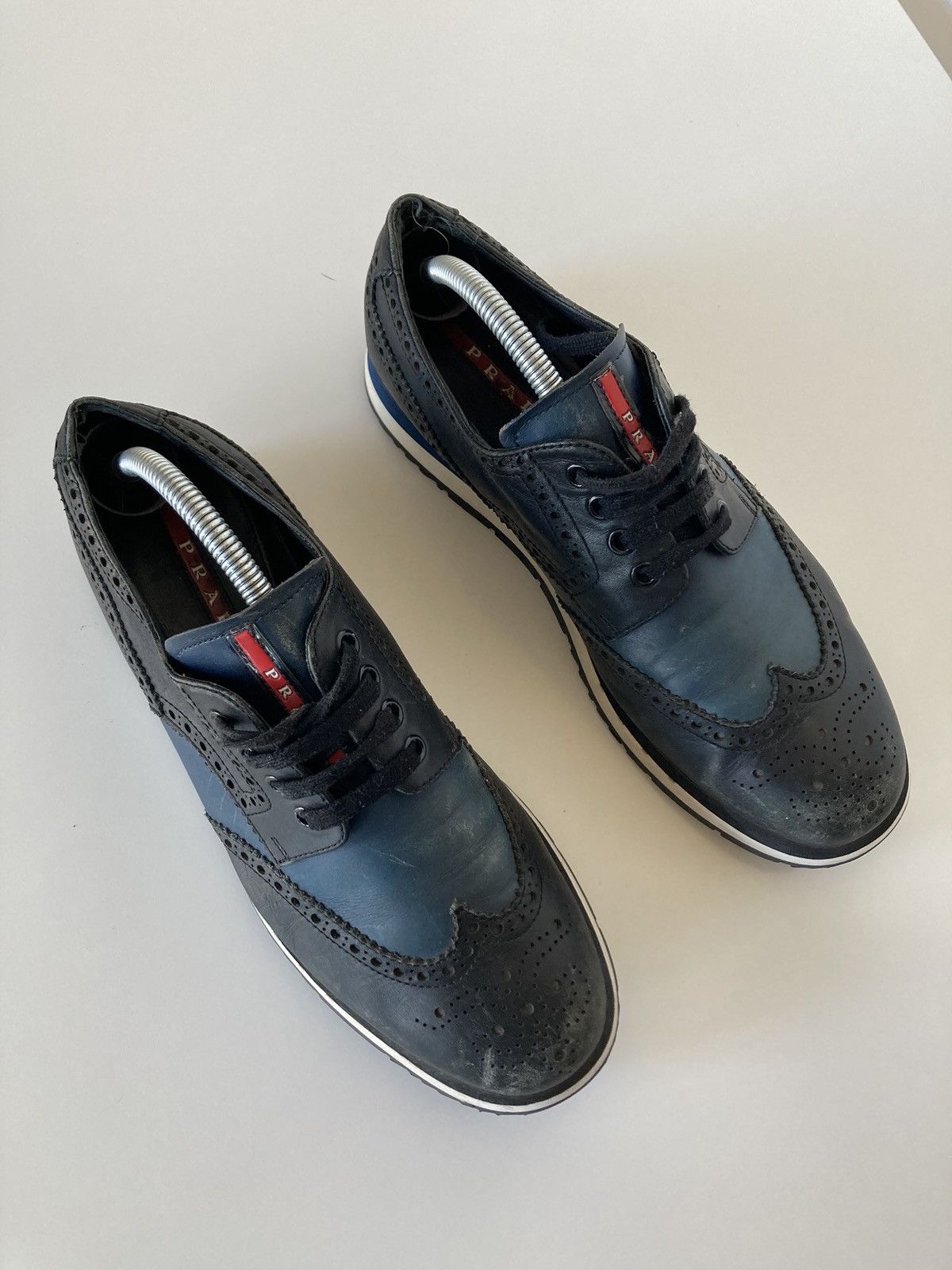 Prada Vintage prada perforated leather lace up casual shoes 8 43 Size US 8 / EU 41 - 5 Thumbnail