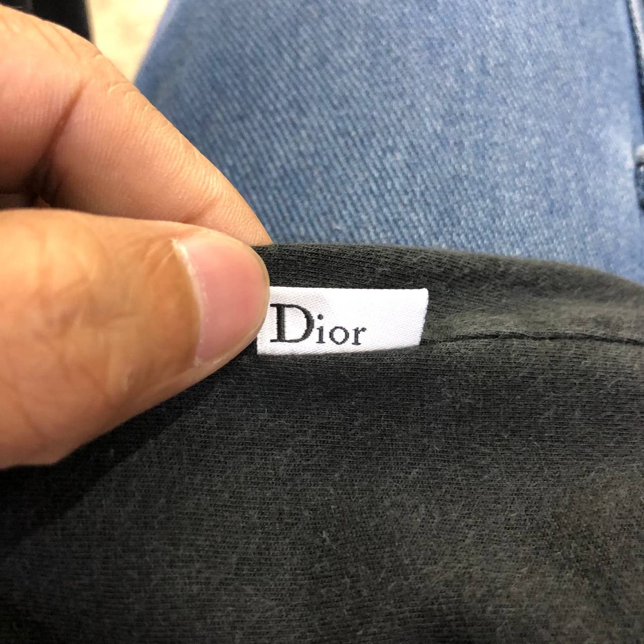 Dior × Kaws Dior X Kaws Embroidered bee tee Size US M / EU 48-50 / 2 - 5 Thumbnail