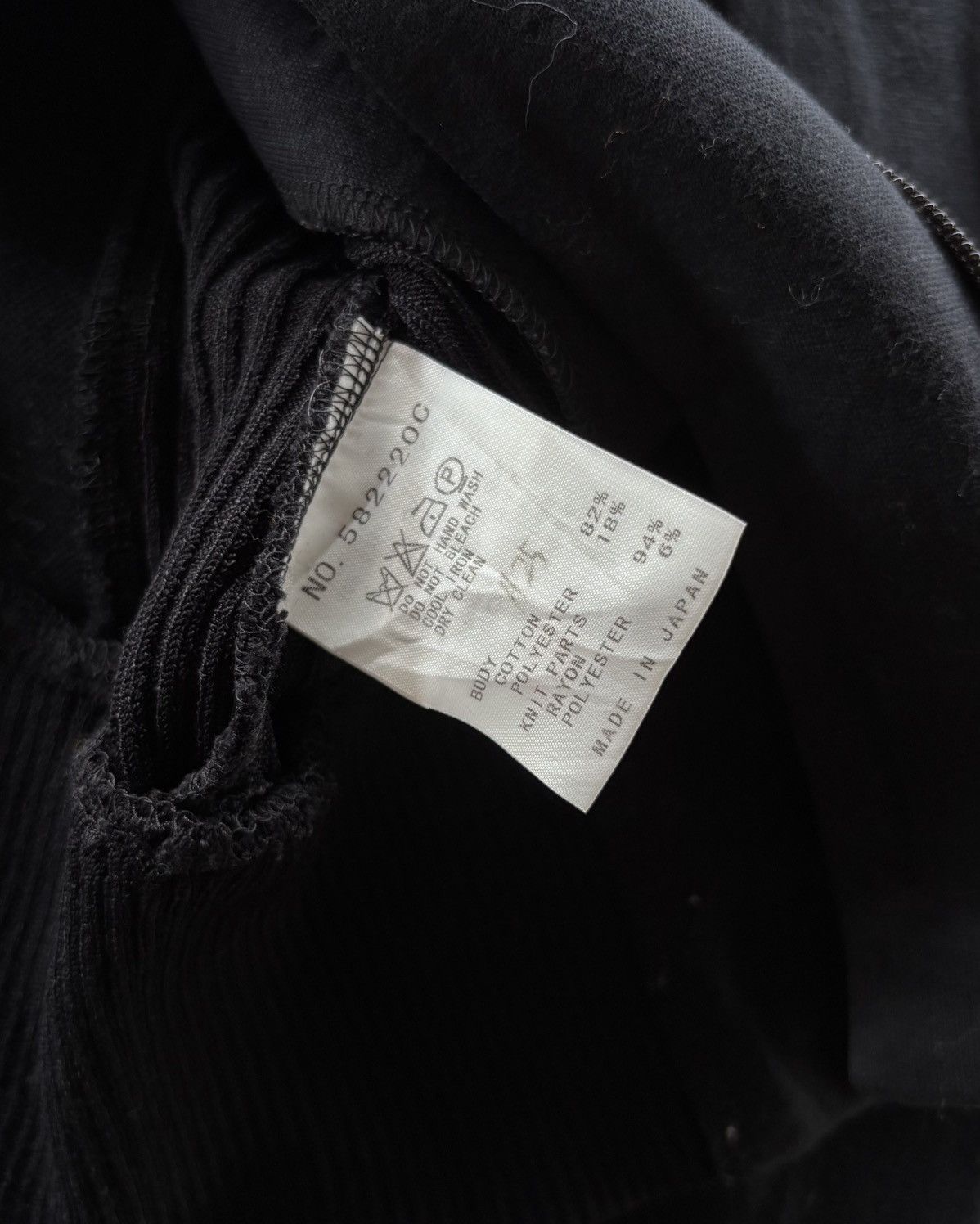 If Six Was Nine Cosa-Nostra Assymetrical Long Neck Double Zip Up Size US M / EU 48-50 / 2 - 5 Thumbnail