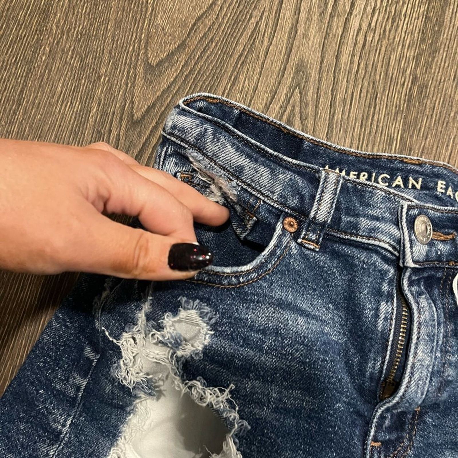 American Eagle Outfitters American Eagle Boyfriend Shorts High Waist M Wash Size 0 Size 25" / US 0 / IT 36 - 2 Thumbnail