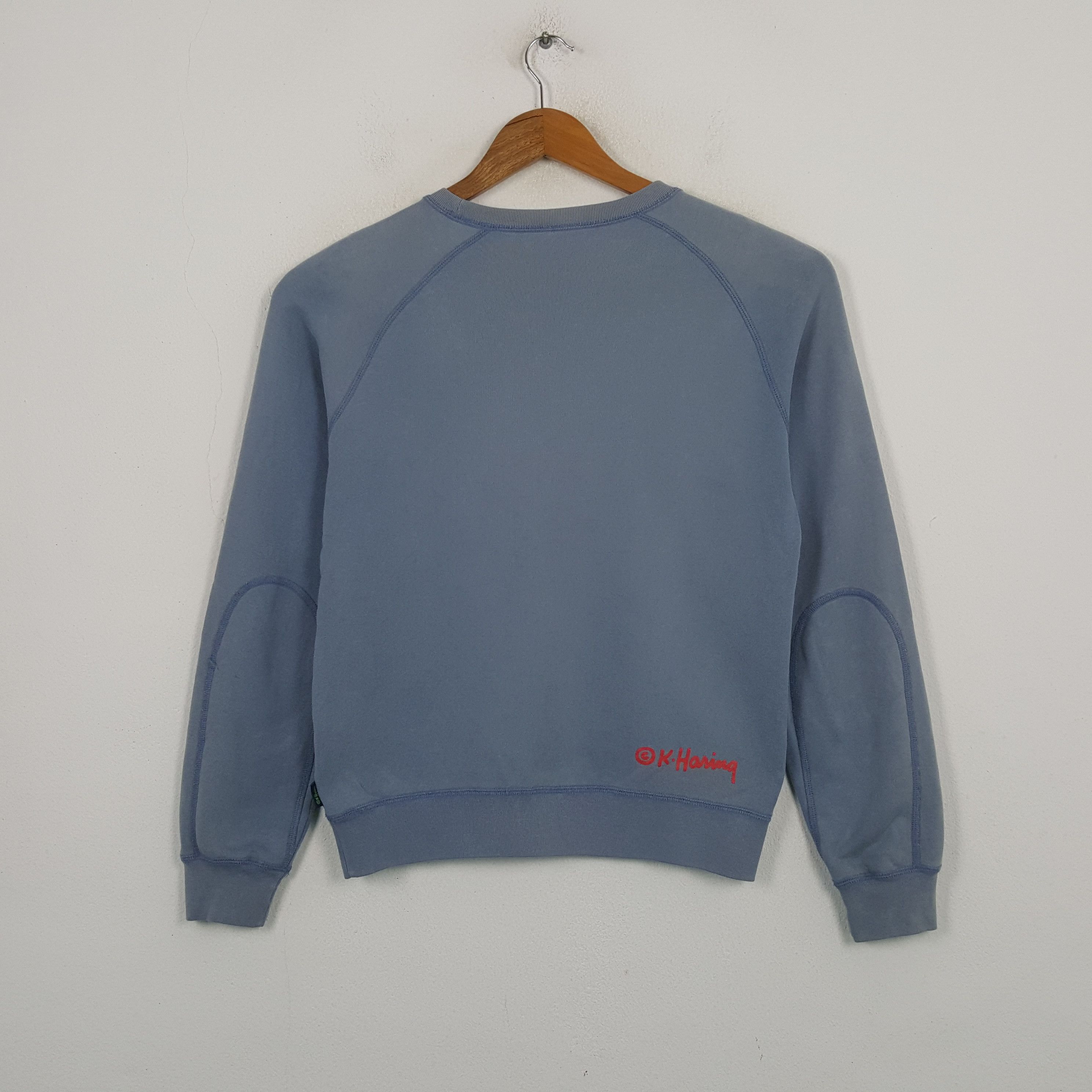 Japanese Brand Vintage Uniqlo x Keith Haring Japanese Brand Sweatshirt RR17 Size US S / EU 44-46 / 1 - 3 Thumbnail