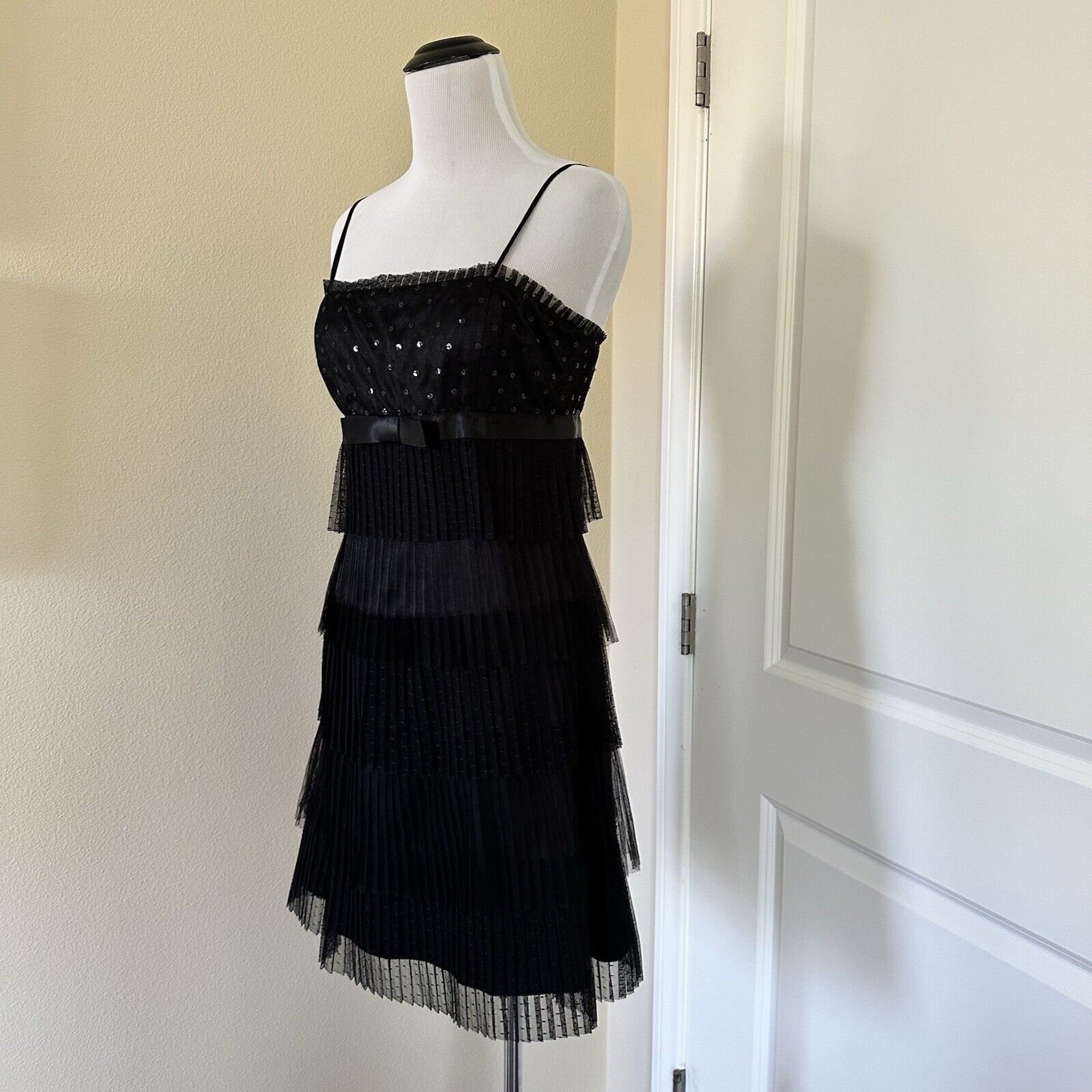 Forever 21 Forever 21 Y2K Mesh Sequin Tiered Cocktail Dress Black US S Size S / US 4 / IT 40 - 2 Thumbnail
