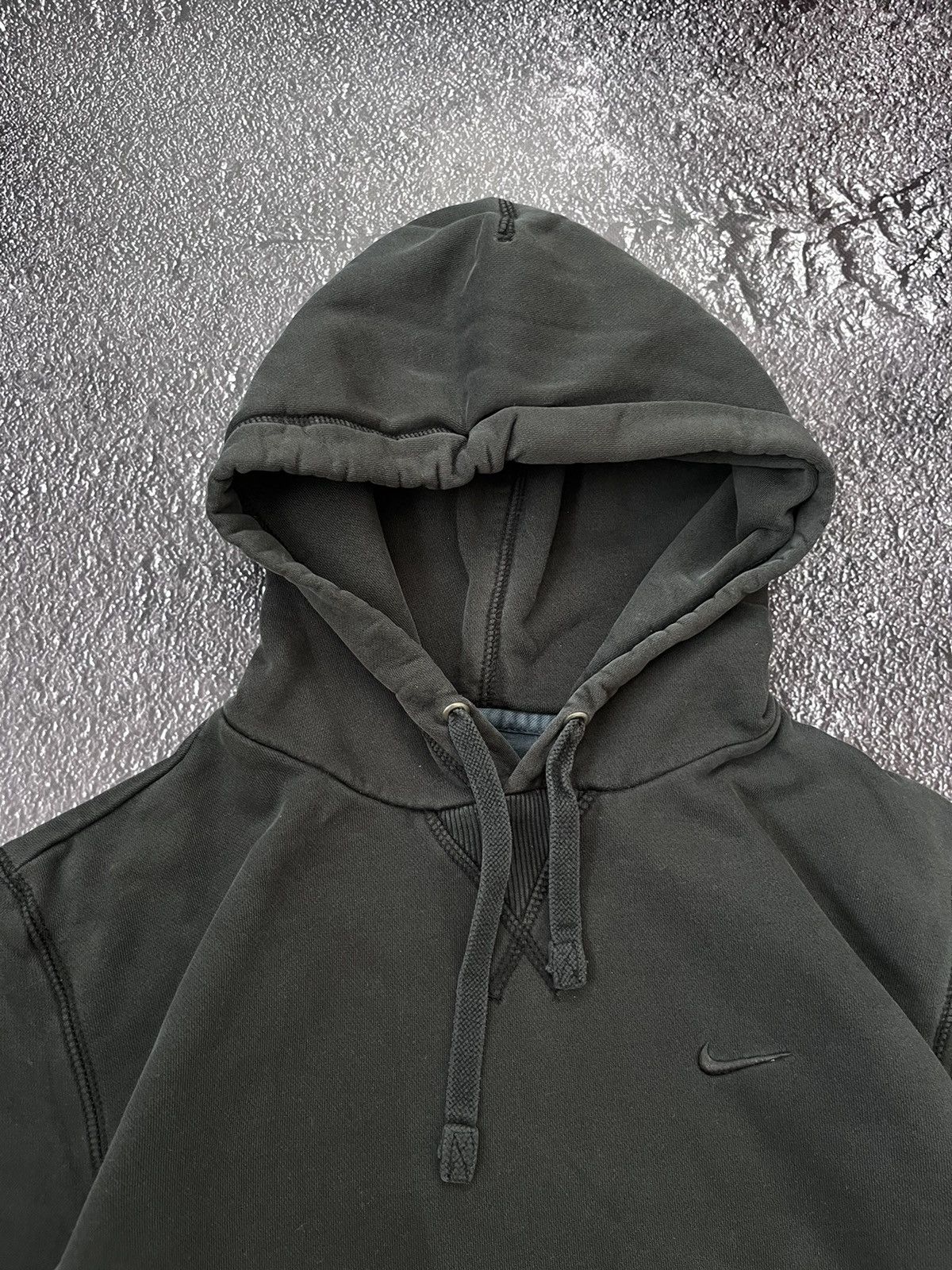 Nike Vintage Nike Y2K Full Black Faded Distressed Hoodie Size US M / EU 48-50 / 2 - 4 Thumbnail