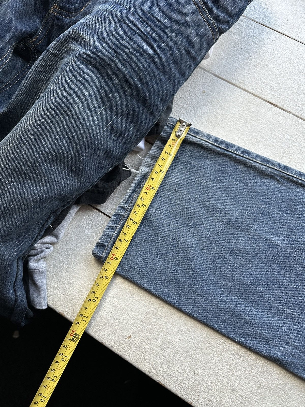 Hugo Boss 🚨 VNTG HUGO BOSS BLUE WASHED RARE MEN DENIM JEANS LUXURY Size US 33 - 15 Thumbnail