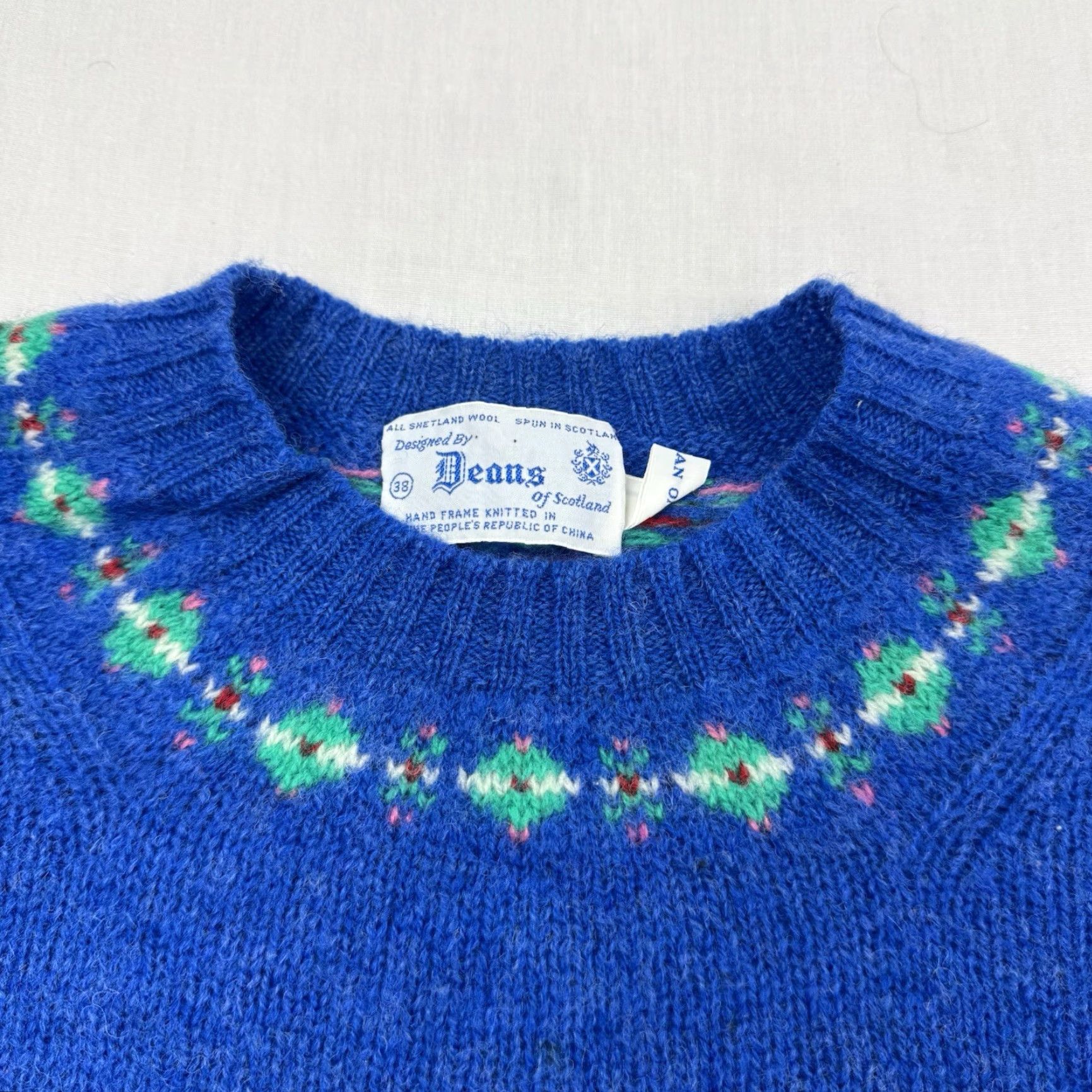 Vintage VINTAGE Deans Of Scotland Sweater Womens Small Blue 100% Wool Crew Neck Long Sleeve Pullover 80s 70s Classic Preppy 100% Wool Size S / US 4 / IT 40 - 3 Thumbnail