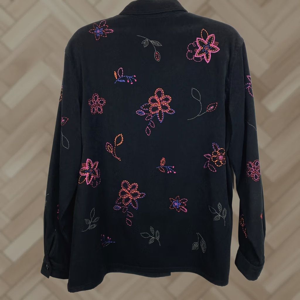 Vintage VINTAGE Koret Jacket Women L Black Faux Suede Floral Embroidered Button 90s Basic Casual Size L / US 10 / IT 46 - 1 Thumbnail