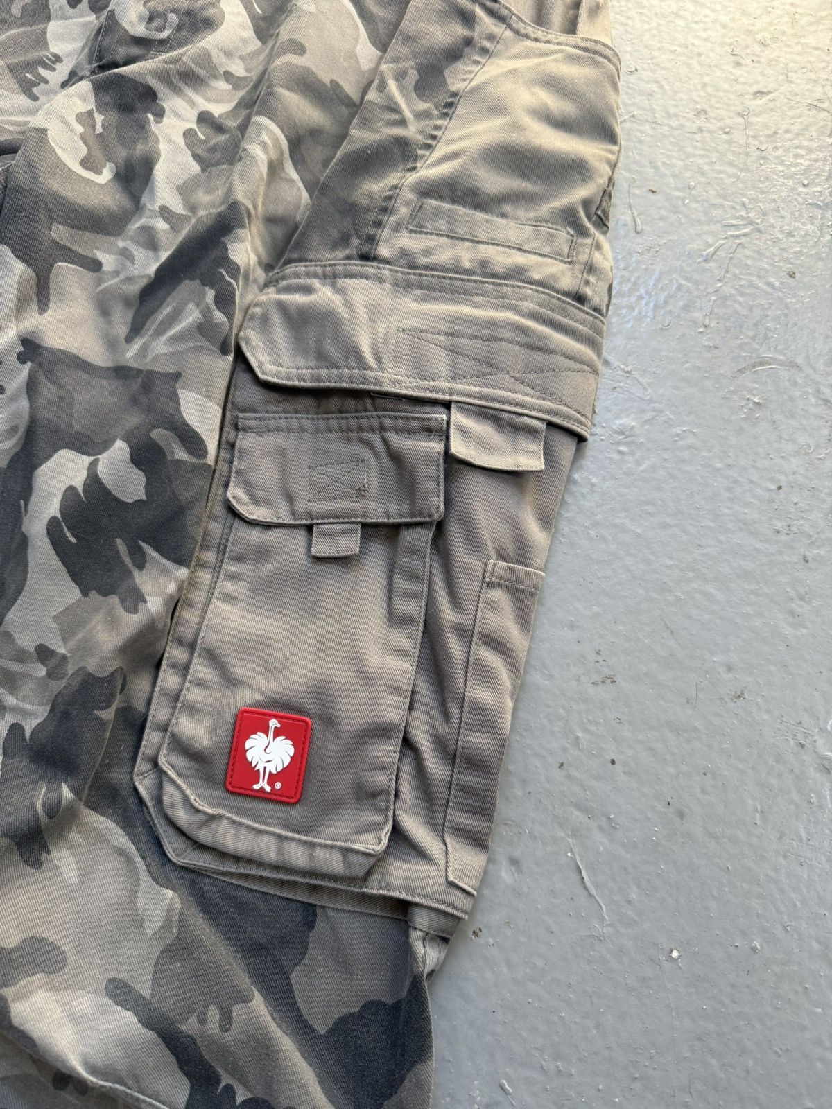 Loose fitting tactical cargos