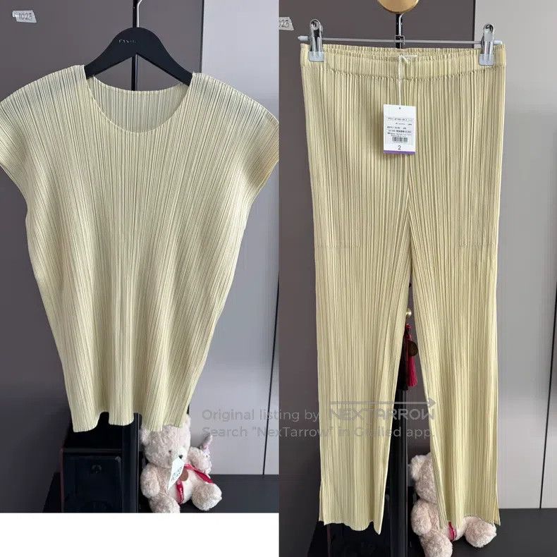 Issey Miyake Issey Miyake Bright Orange Midi Skirt Size L / US 10 / IT 46 - 1 Thumbnail