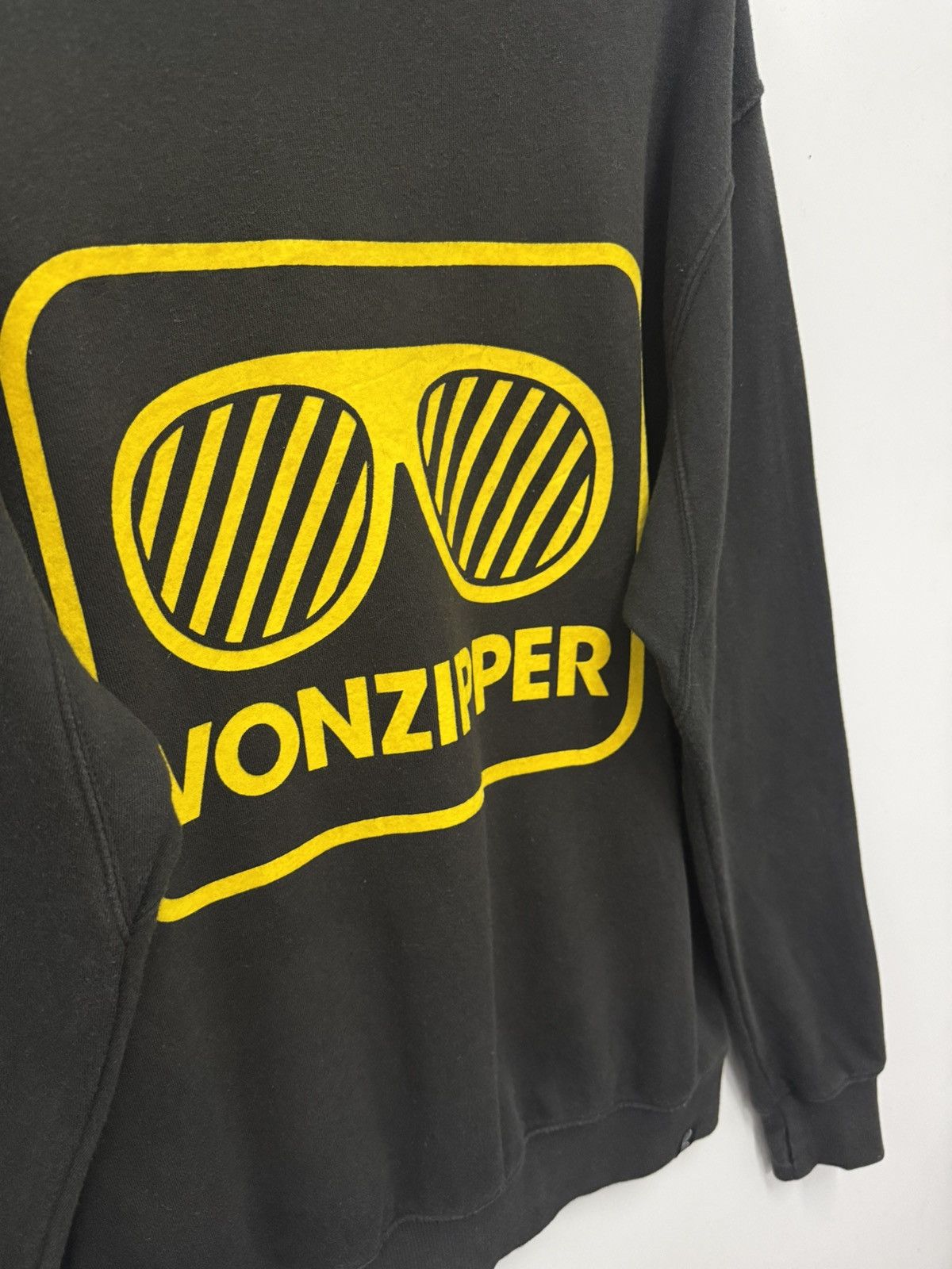 VonZipper Japan Streetwear VonZipper Back Hit Logo Hoodie - M Size US M / EU 48-50 / 2 - 12 Thumbnail