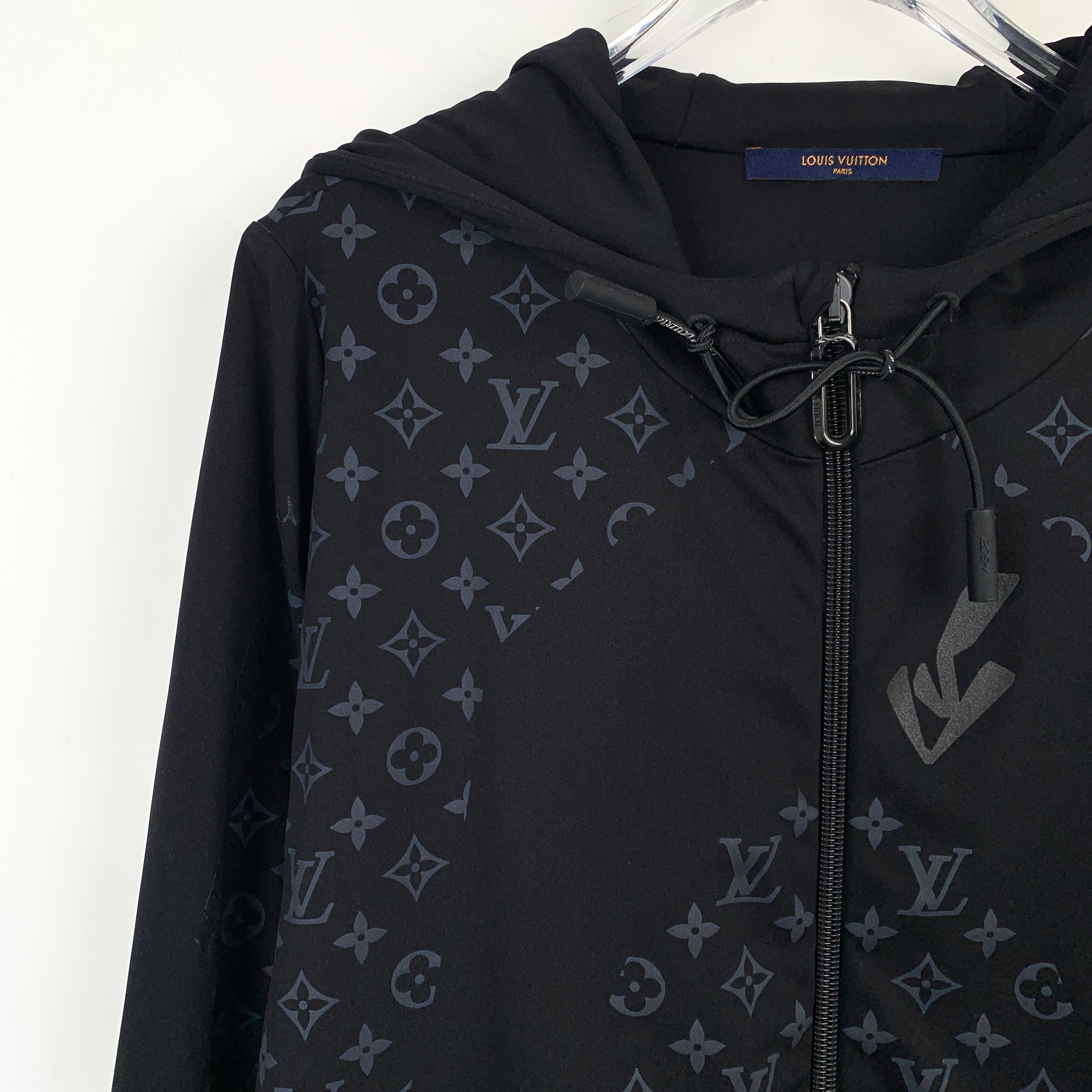 Louis Vuitton Louis Vuitton 22 full print hooded coat Size US M / EU 48-50 / 2 - 4 Thumbnail