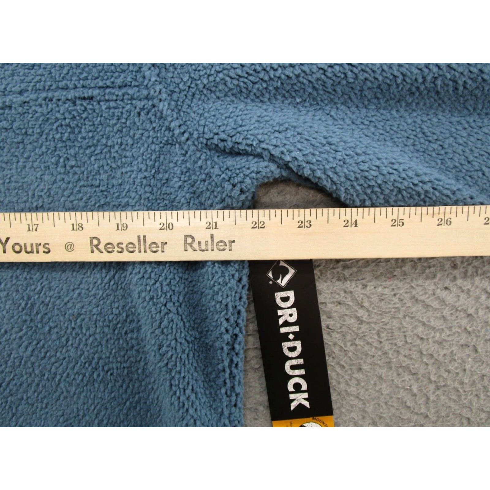 Vintage DRI DUCK Mens Sweater Pullover 1/4 Snap Mountain Fleece Sherpa Jacket Size S Blue Knit Logo Button Casual Outdoor Mens Size US S / EU 44-46 / 1 - 7 Thumbnail