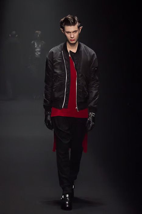 Lad Musician × Undercover FW10 Asymmetric Ma-1 Black/red Size US S / EU 44-46 / 1 - 1 Thumbnail