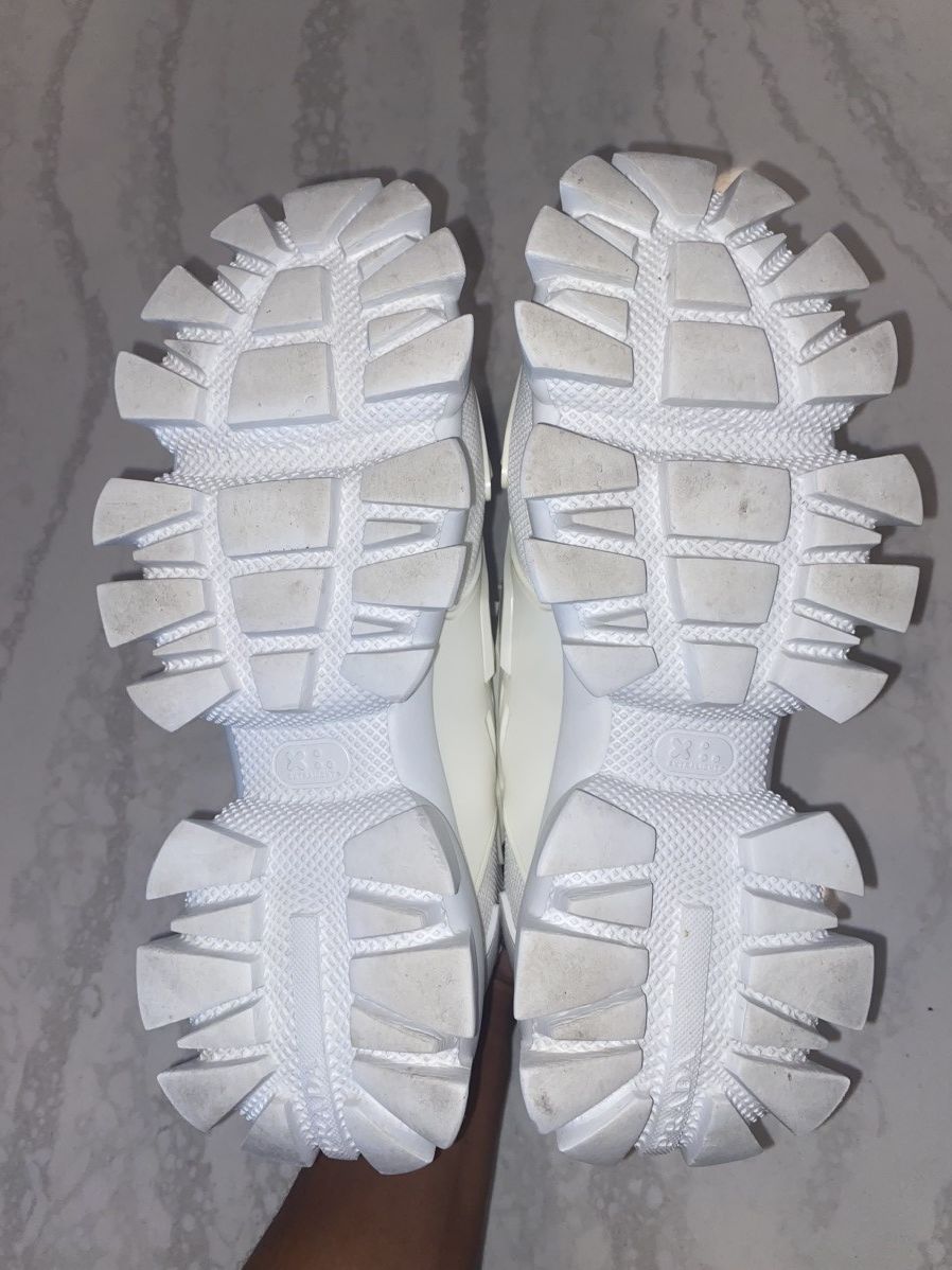 Prada Prada Cloudbust Knit - White Size US 9 / EU 42 - 5 Thumbnail