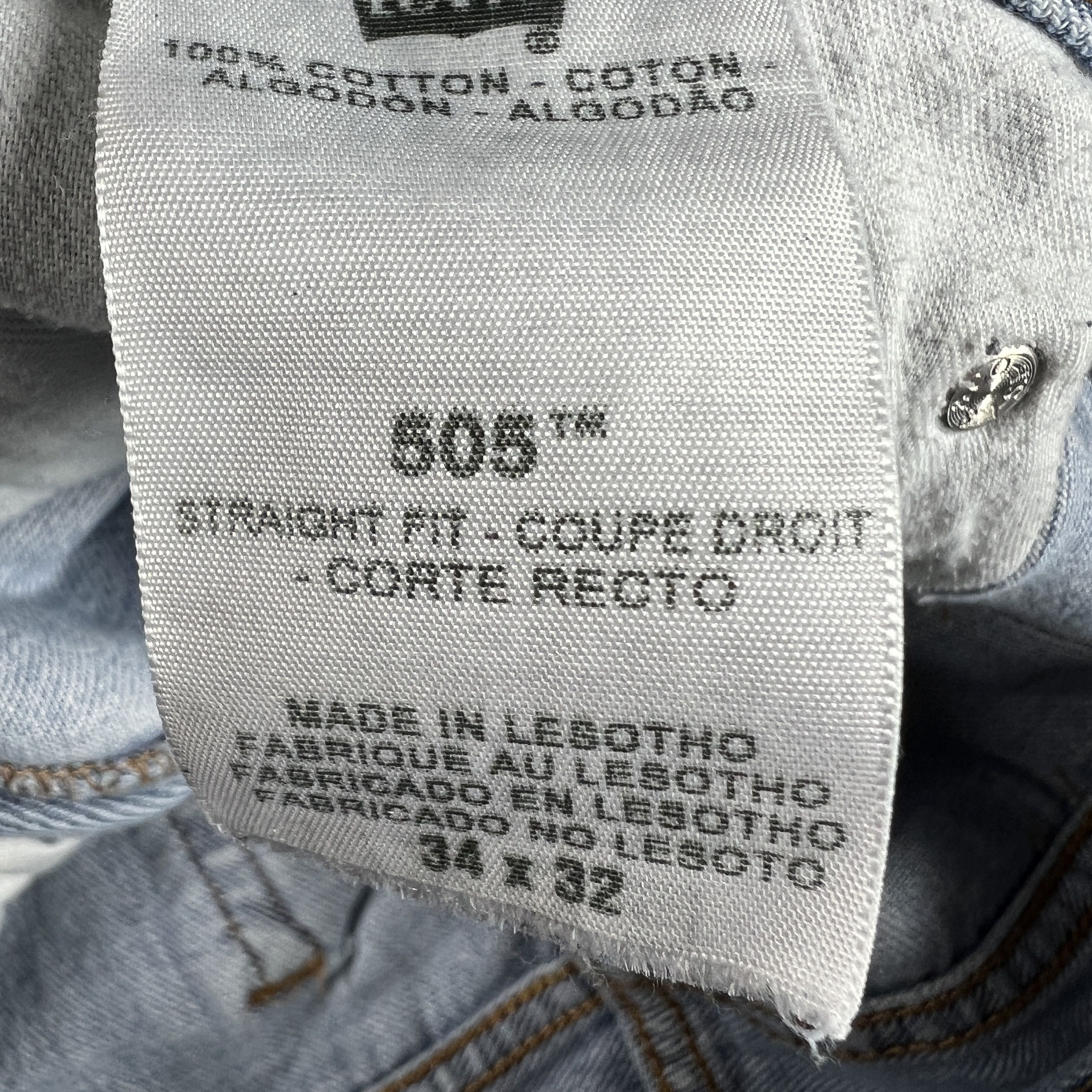 Levi's Levi's Jeans 505 Straight Leg Light Blue Distressed Denim Size US 35 - 9 Thumbnail