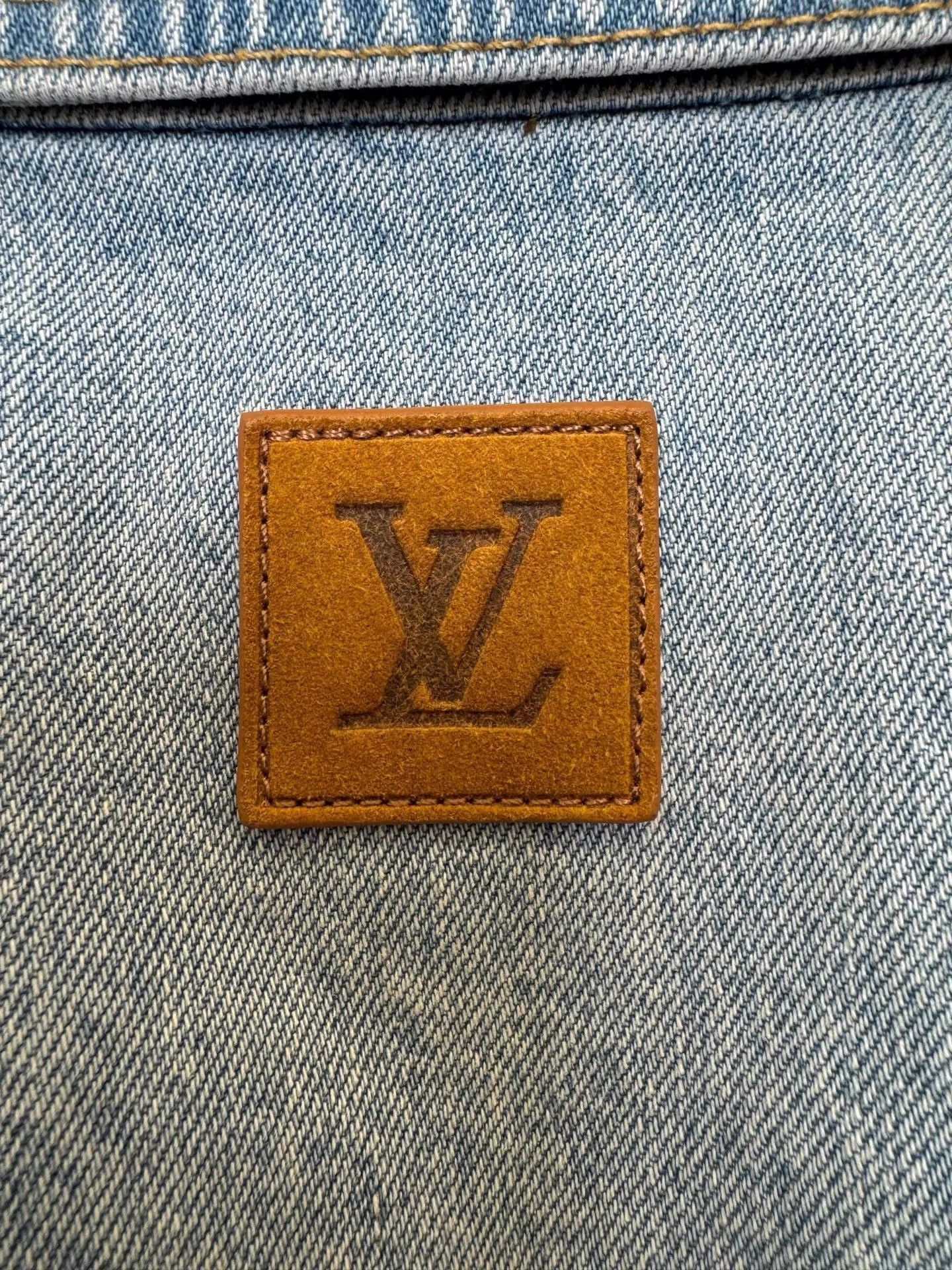 Louis Vuitton Louis Vuitton 25SS Embroidered Pocket Denim Jacket K36 Size US L / EU 52-54 / 3 - 5 Thumbnail