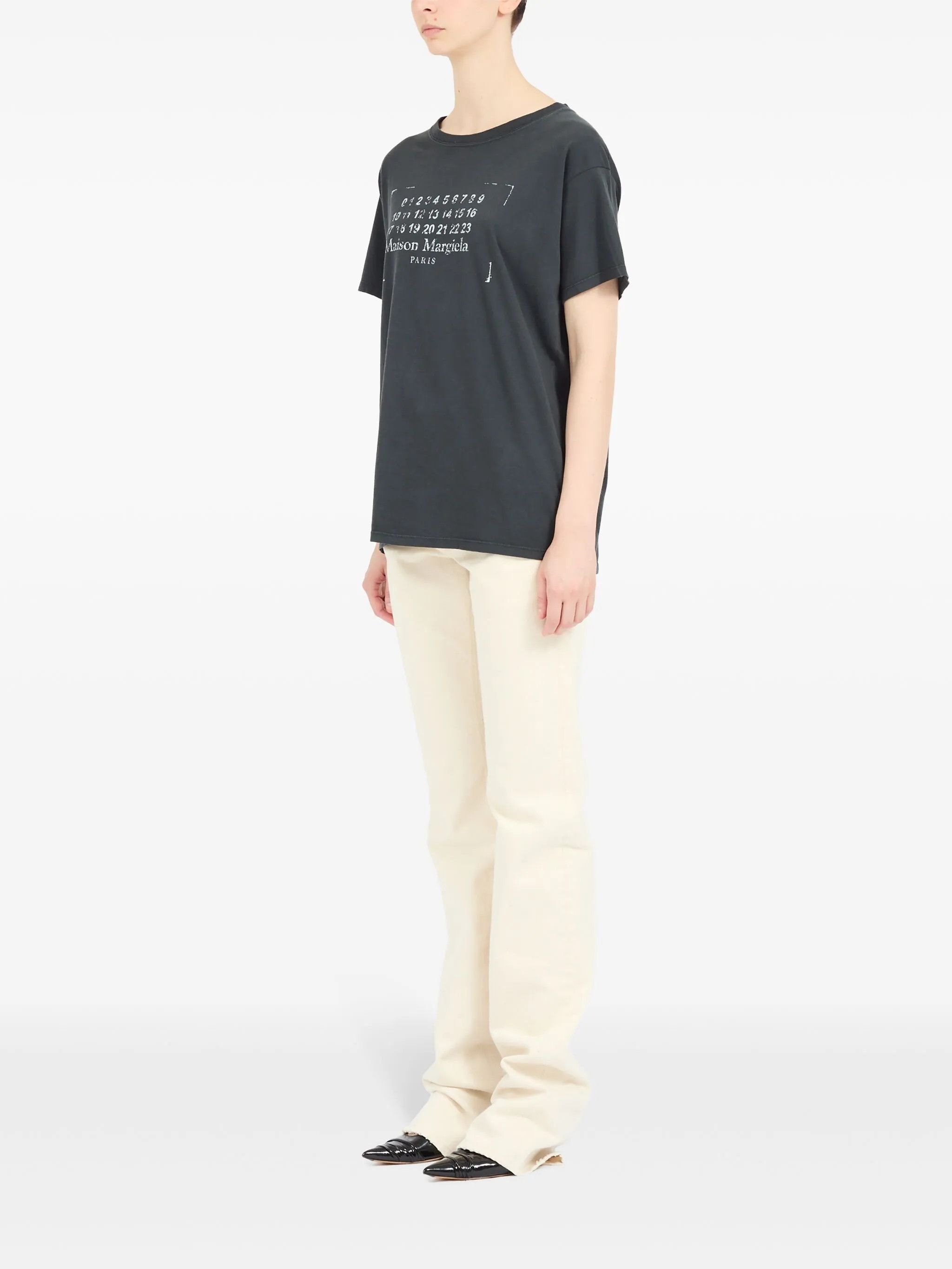 Maison Margiela oc11z0825 Logo-print Cotton T-Shirt in Washed Black Size S / US 4 / IT 40 - 7 Thumbnail