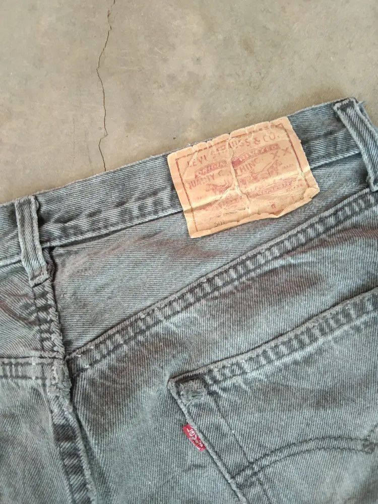 Levi's 90s Vintage Levi's 501 Made In USA Straight Leg Jeans 34x29 Size US 34 / EU 50 - 3 Thumbnail