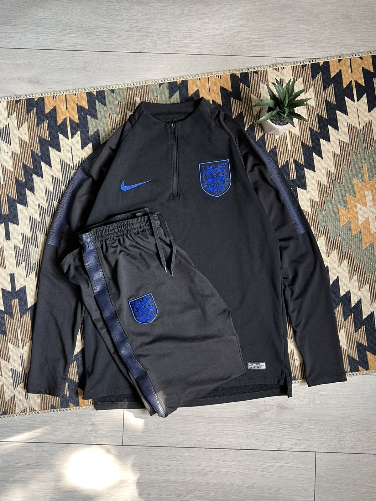 Nike Nike England 2018 Drill Soccer Training Tracksuit Size US M / EU 48-50 / 2 - 1 Thumbnail
