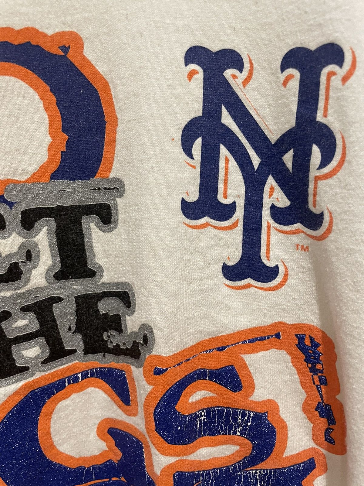 Vintage Mets 2000 World Series “Who Let the Dogs Out” Tee Size US XL / EU 56 / 4 - 5 Thumbnail