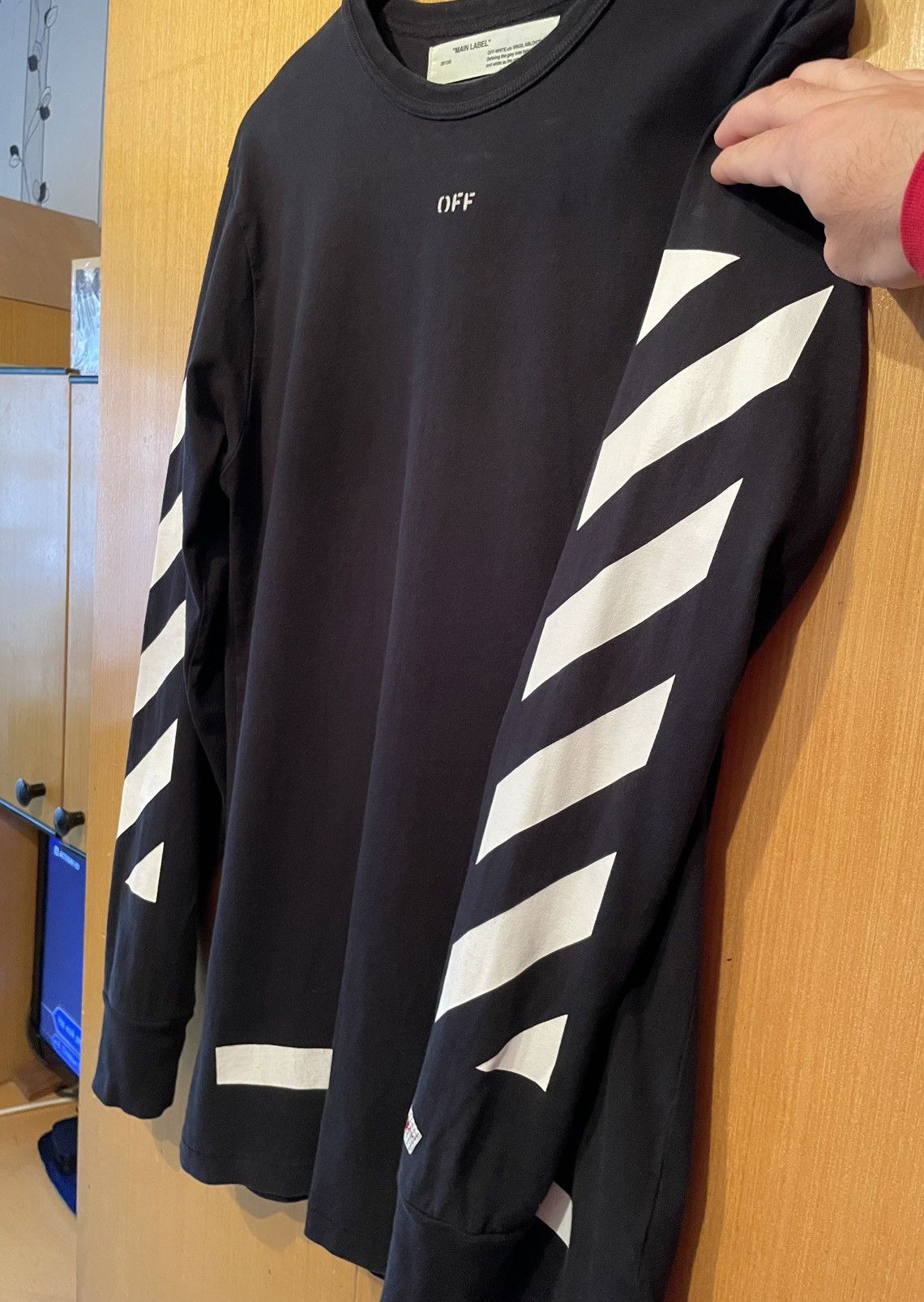 Off-White Off-White Black L/S Arrow Logo Print T-shirt Diagonals Tee Size US S / EU 44-46 / 1 - 5 Thumbnail