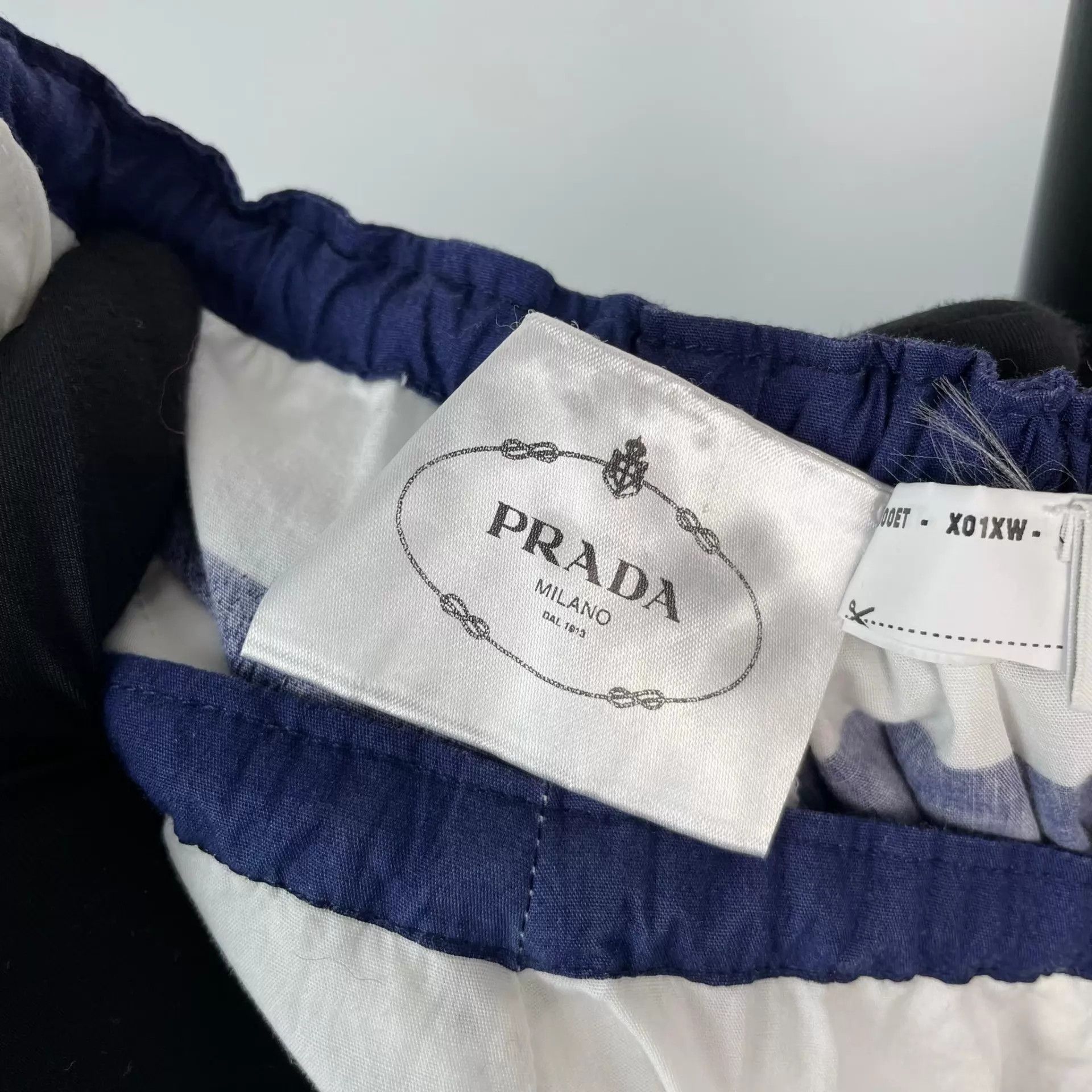 Prada Prada Striped Blue & White Midi Skirt Women's 36 Size 25" / US 0 / IT 36 - 6 Thumbnail