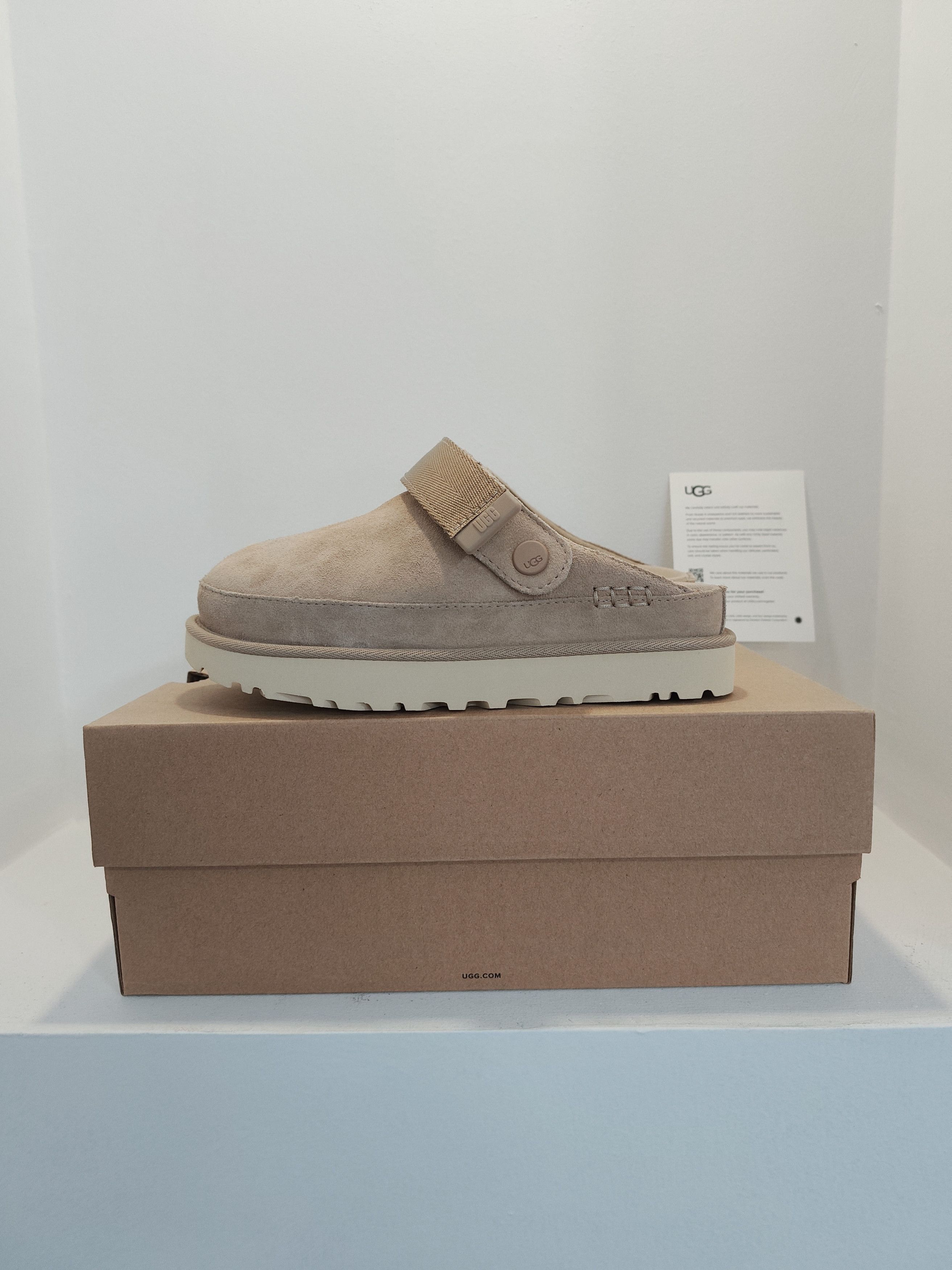 Ugg UGG Goldenstar Clog Size US 5 / IT 35 - 1 Thumbnail