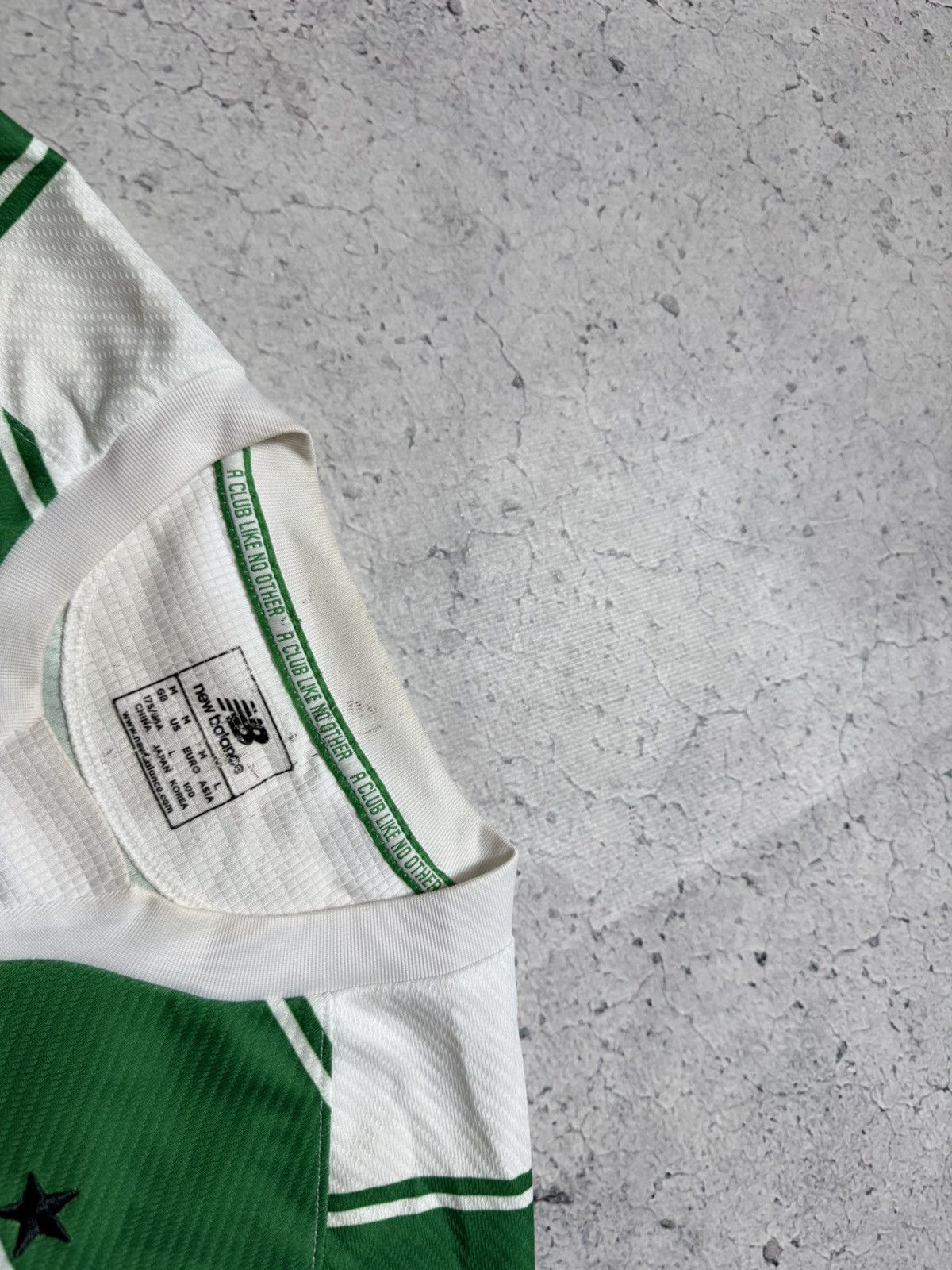New Balance New Balance FC Celtic 2015/2016 Home Jersey Vintage Size US M / EU 48-50 / 2 - 9 Thumbnail