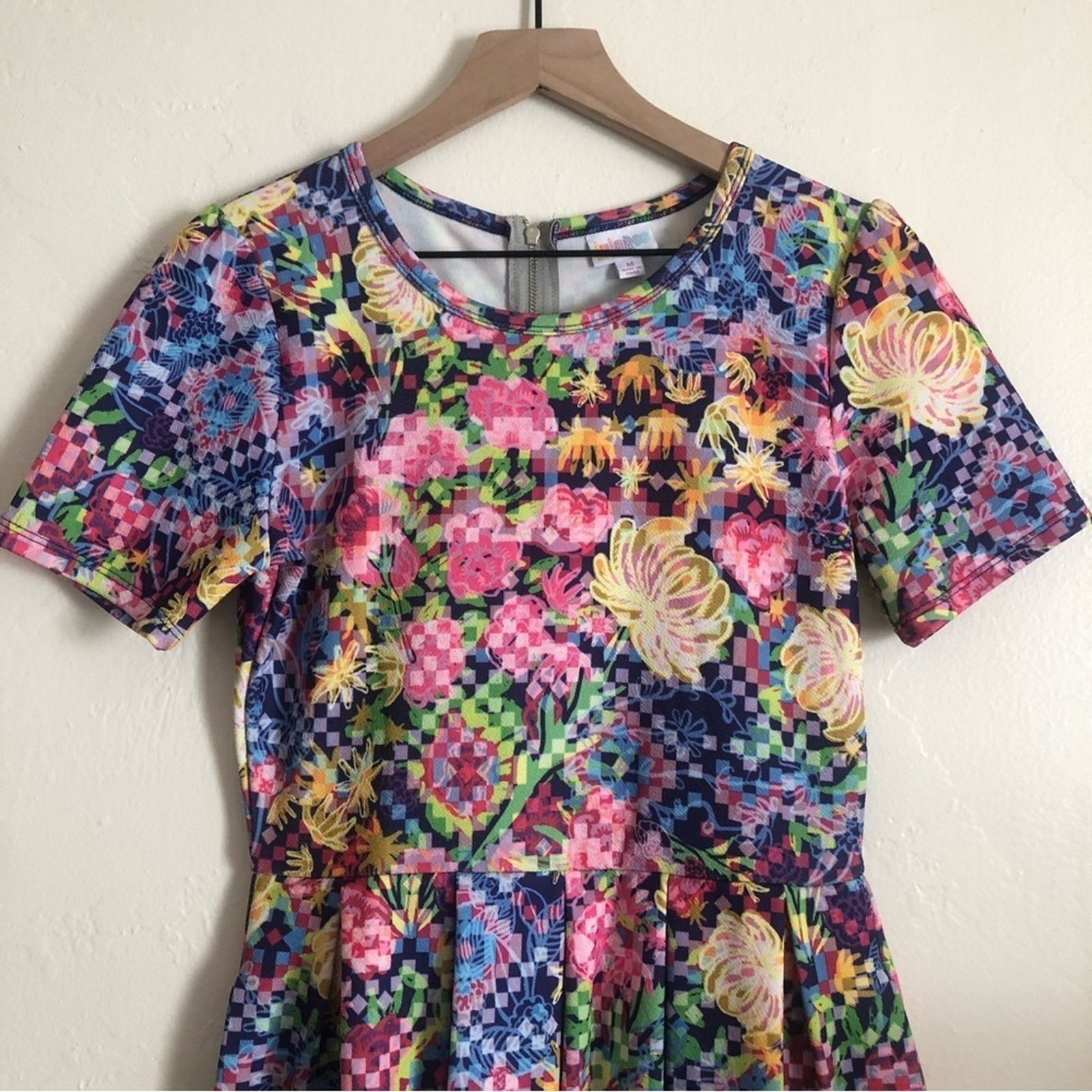 Other LuLaRoe Multicolor Geometric Floral Knee Length Dress Size M / US 6-8 / IT 42-44 - 2 Thumbnail