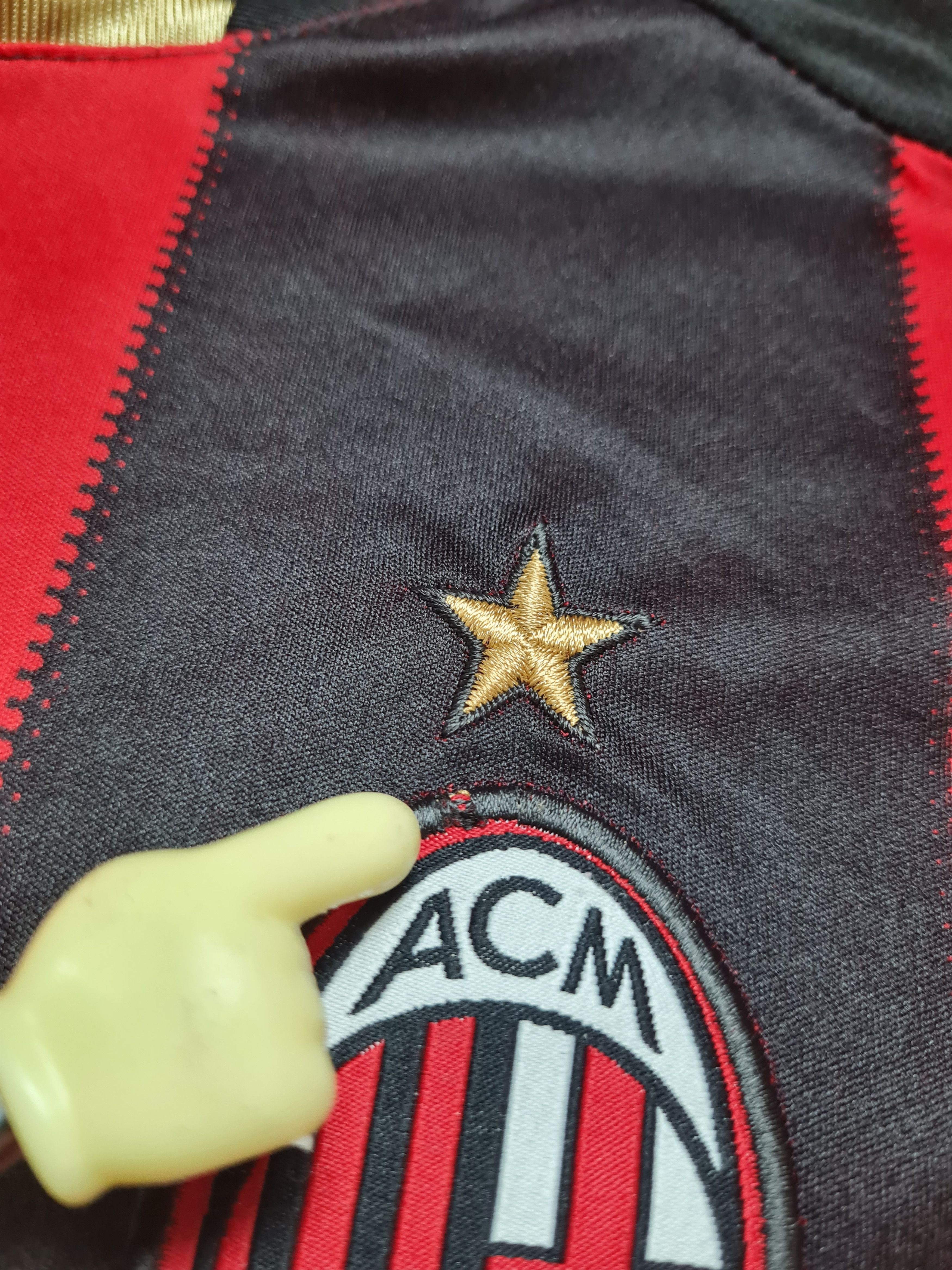 Other AC Milan 2008-2010 Home Jersey Ronaldinho #80 Retro Football Size US M / EU 48-50 / 2 - 13 Thumbnail