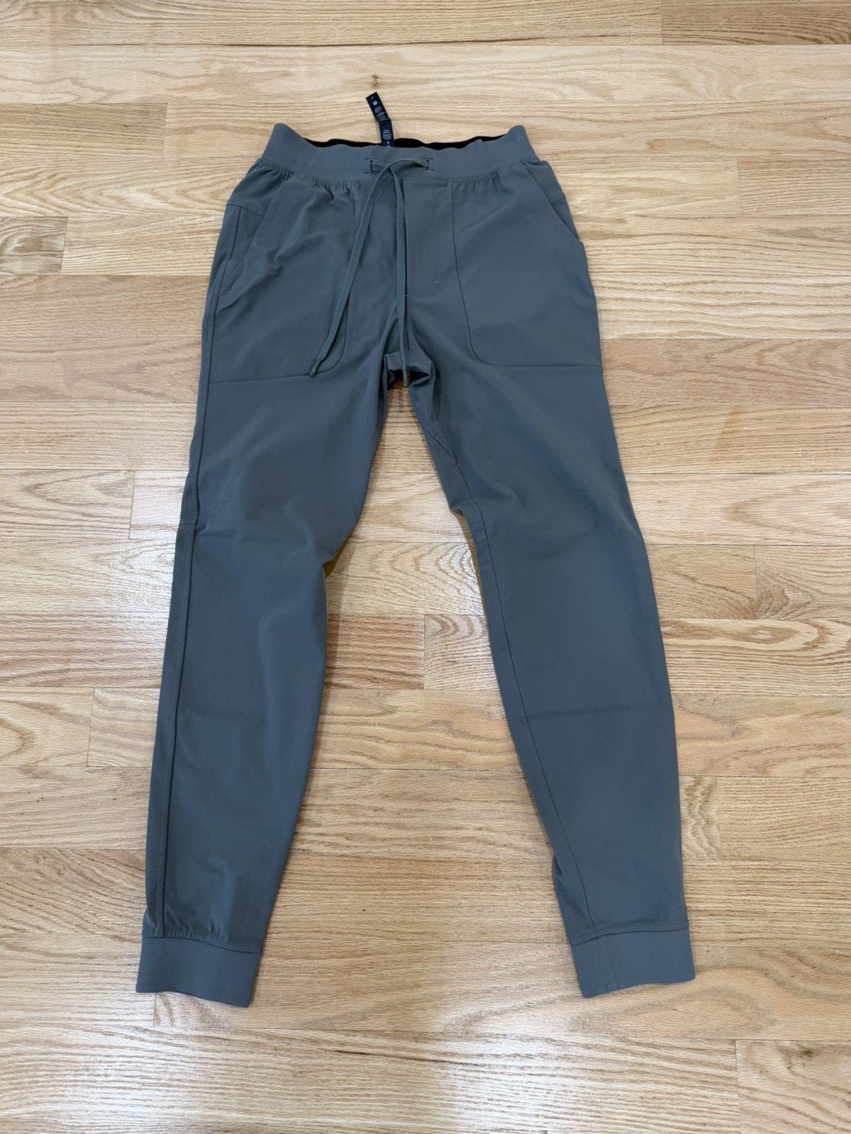 Lululemon Lululemon Olive Green Joggers Small Size US 30 / EU 46 - 1 Thumbnail